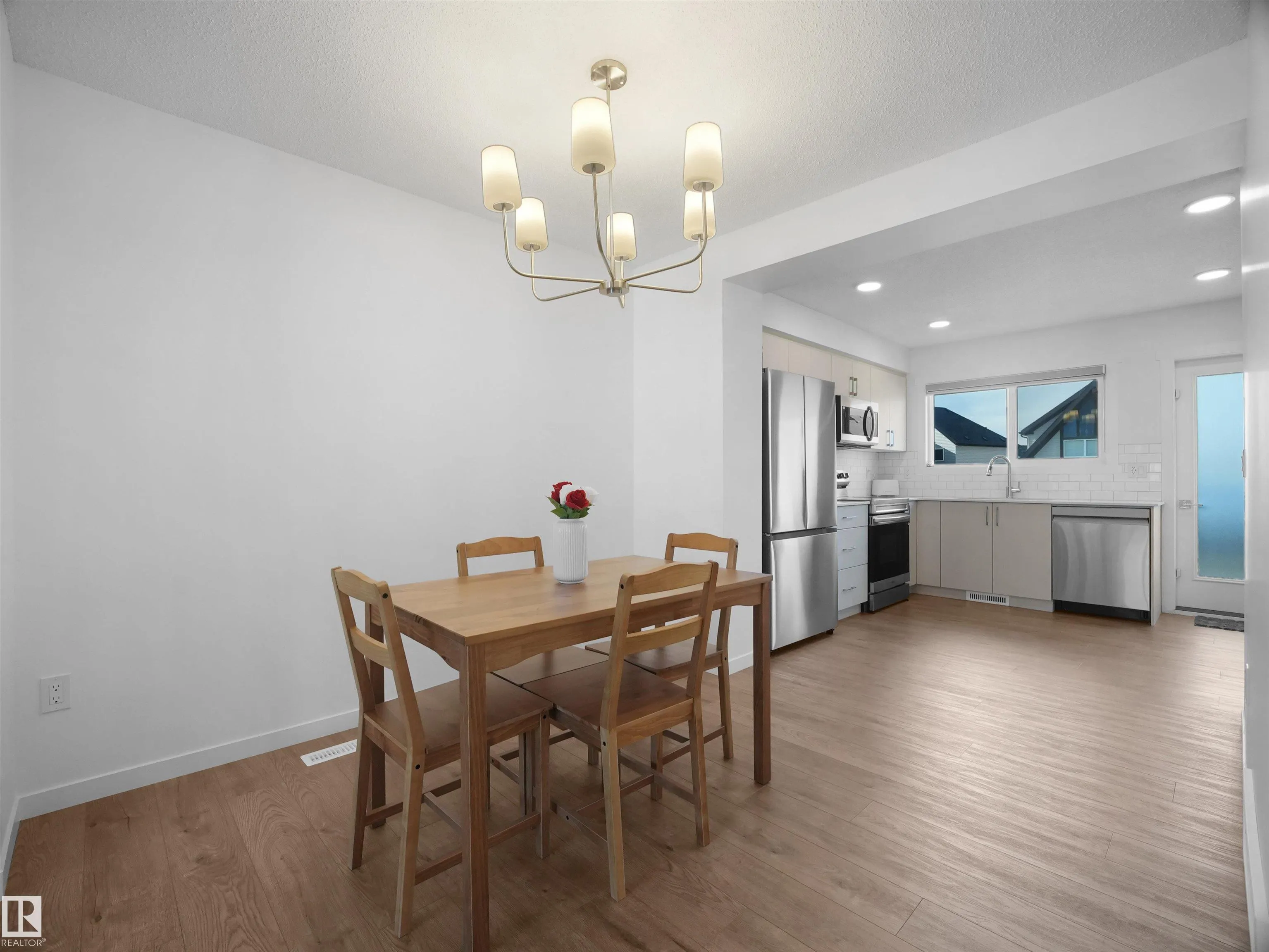 1025 SECORD PROMENADE Promenade