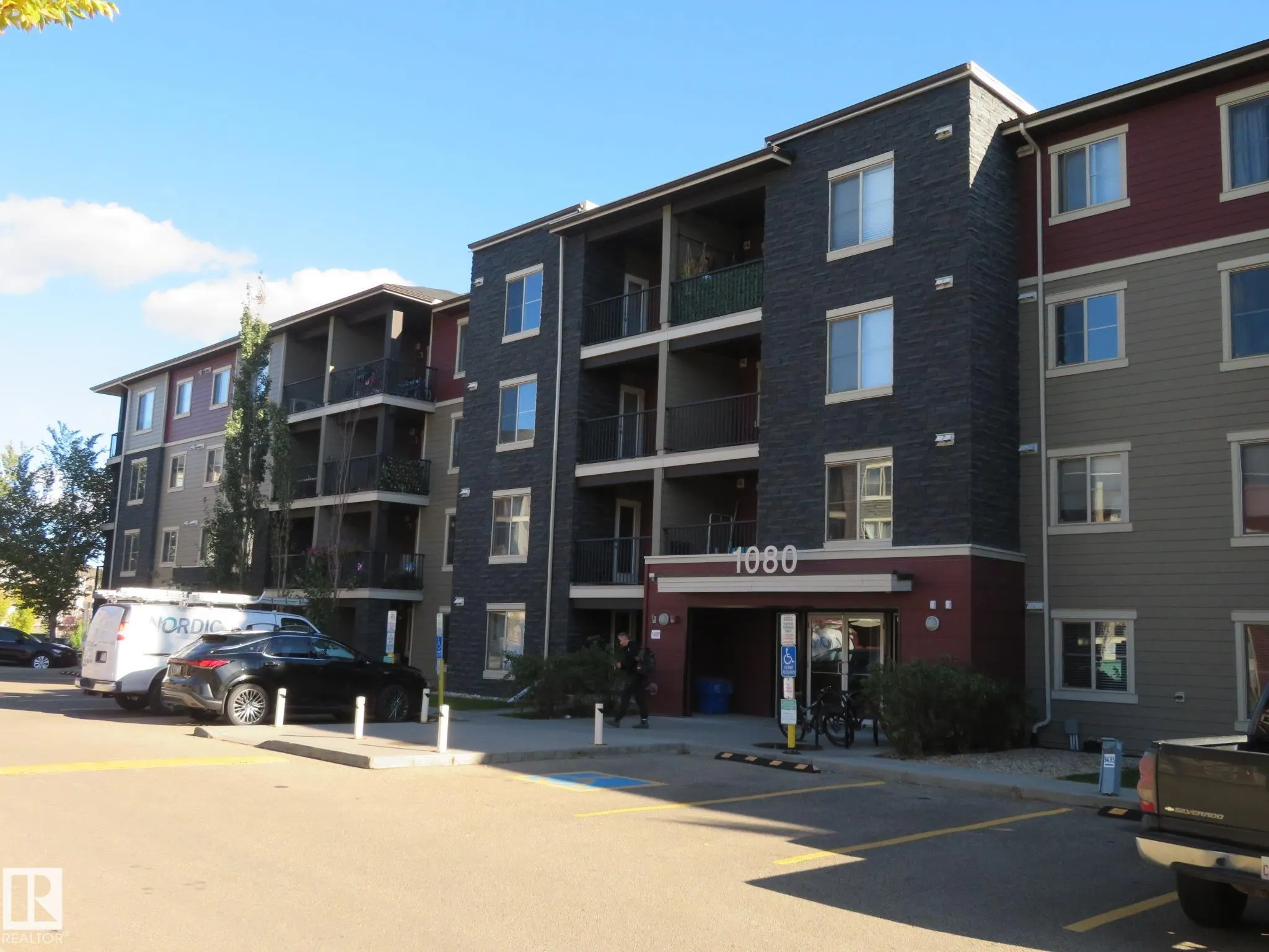 1080 MCCONACHIE Boulevard