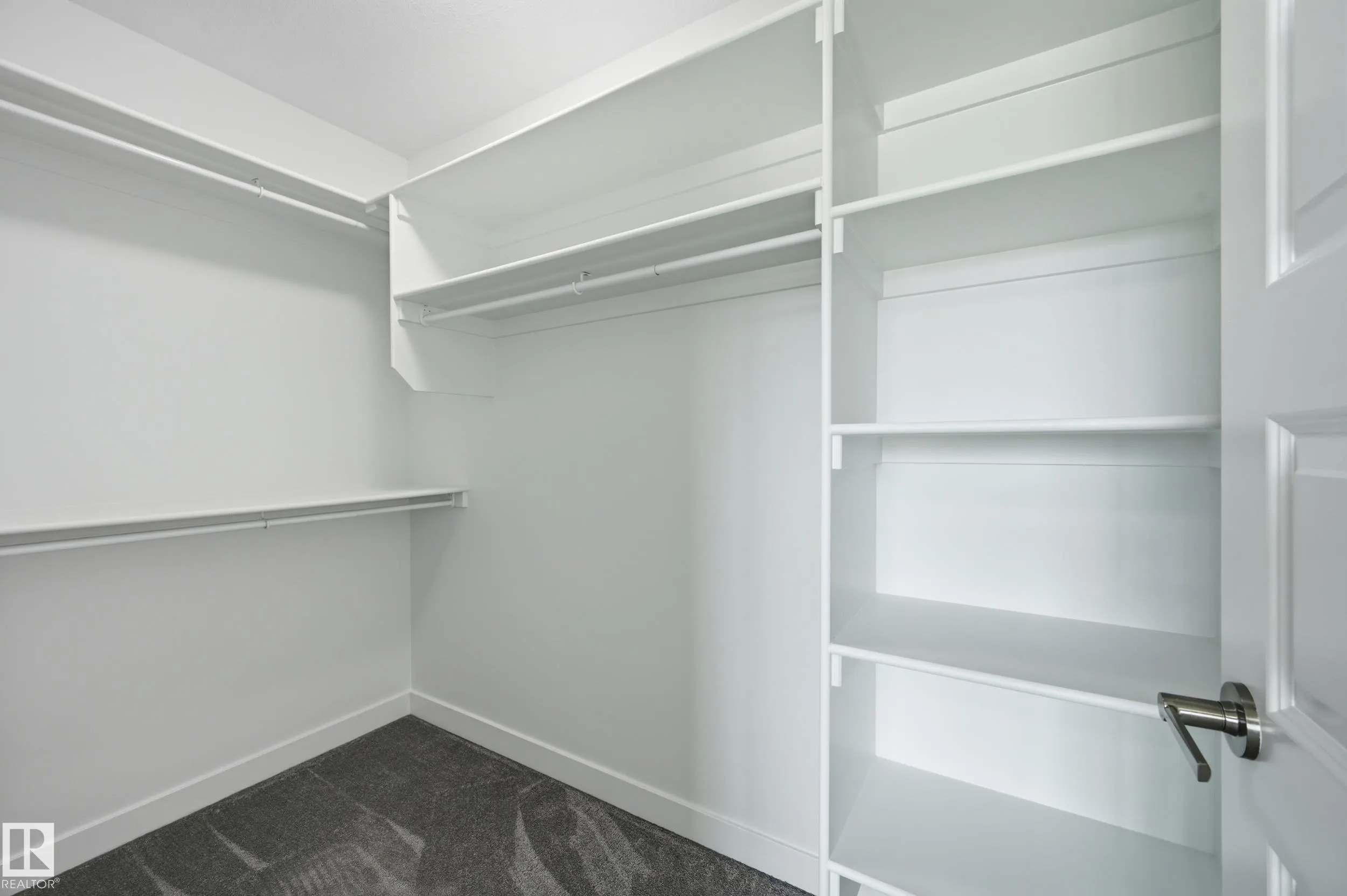 7258 CHIVERS Place