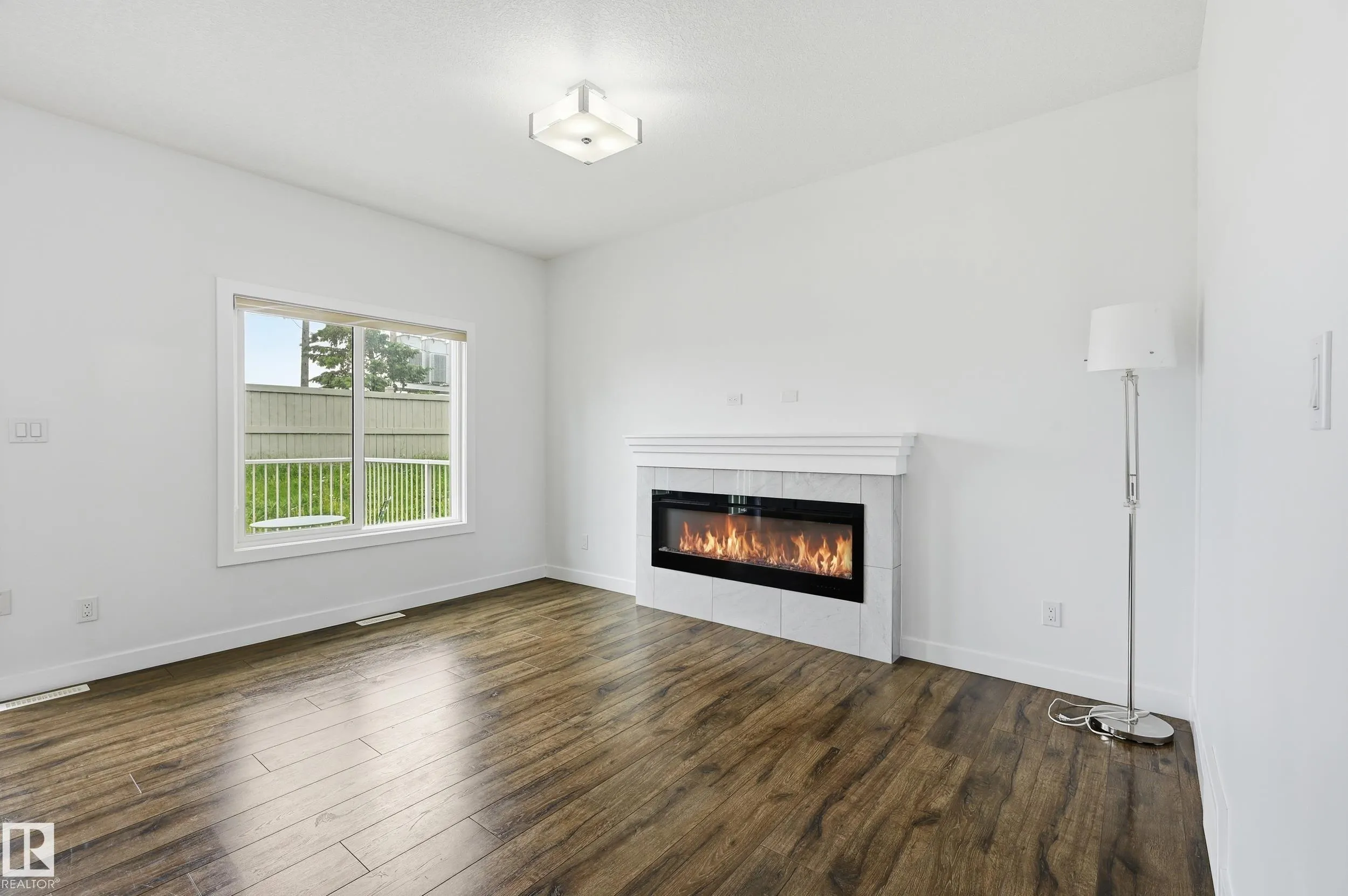 7258 CHIVERS Place