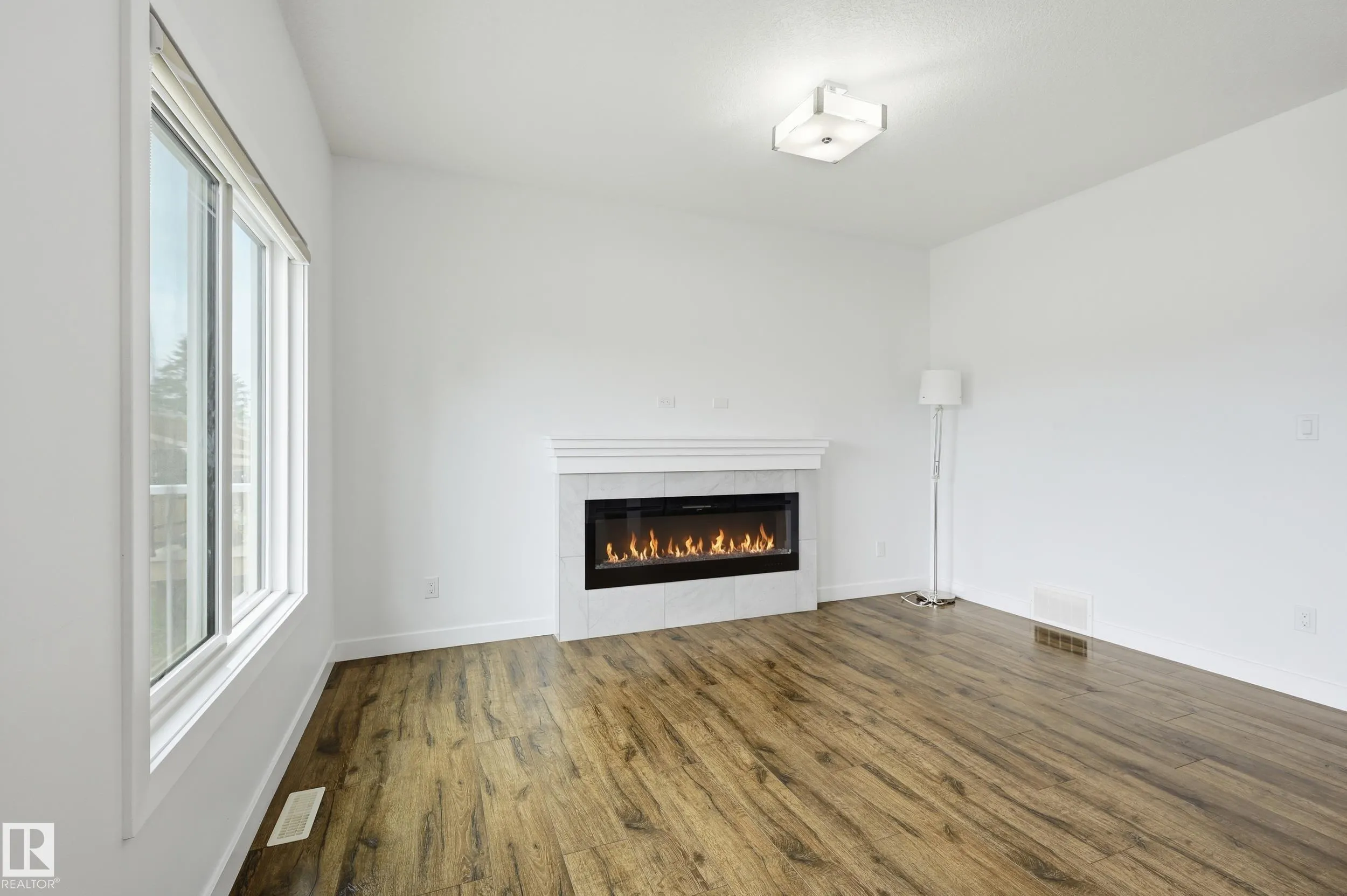 7258 CHIVERS Place