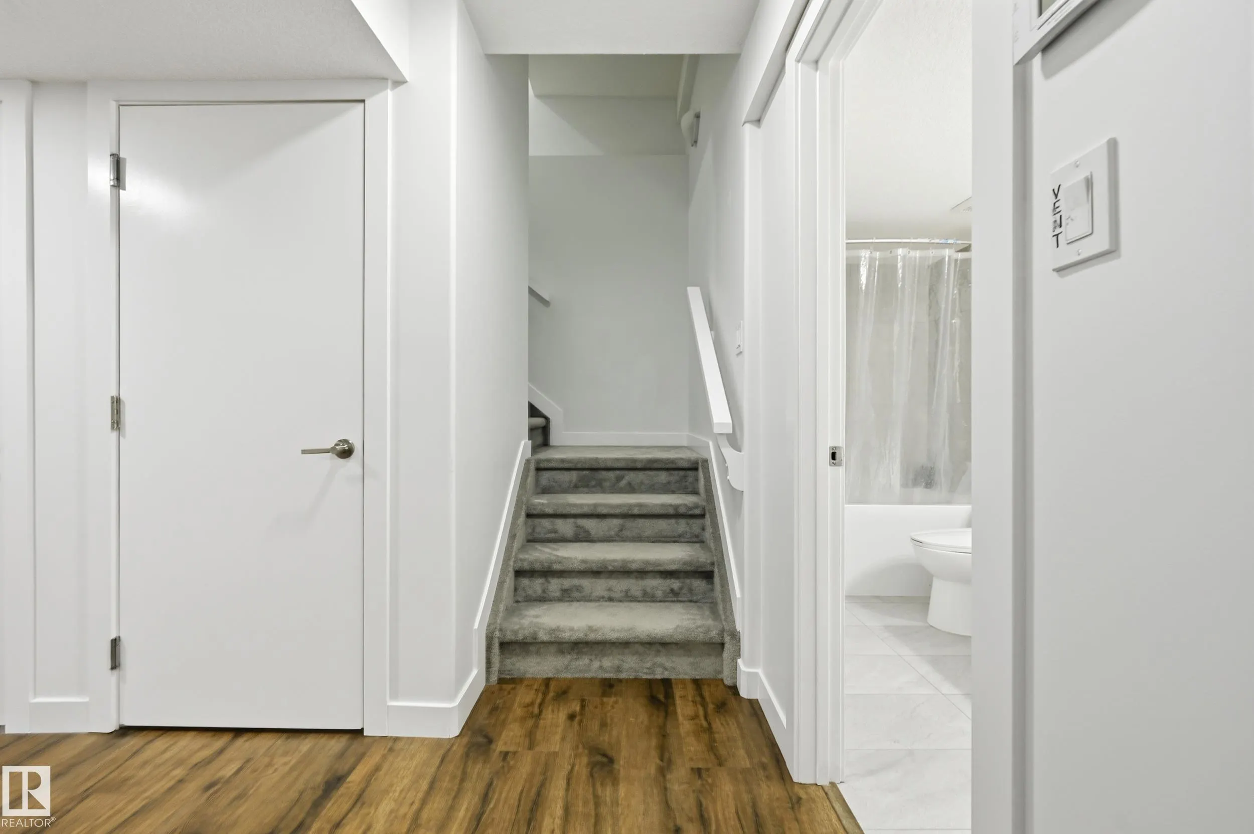 7258 CHIVERS Place