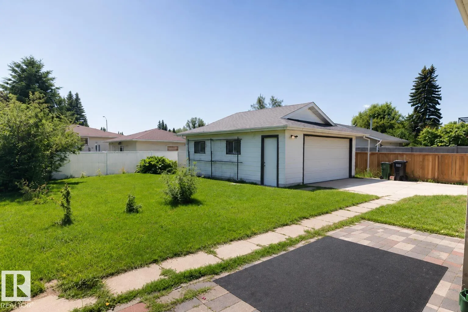 10439 36A Ave