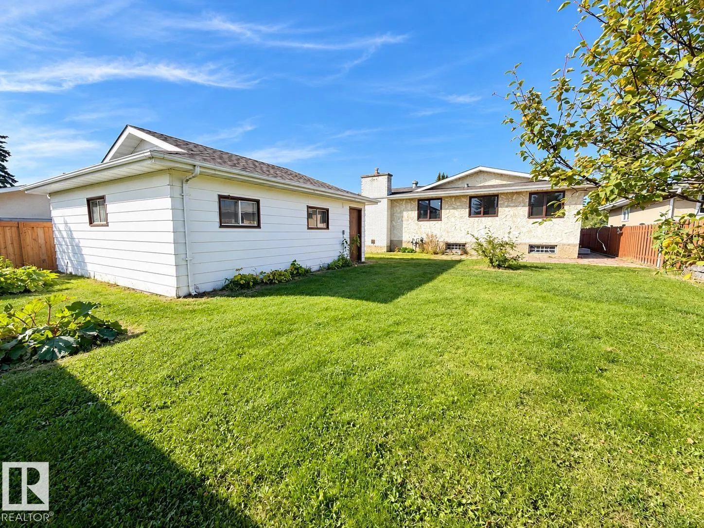10439 36A Ave