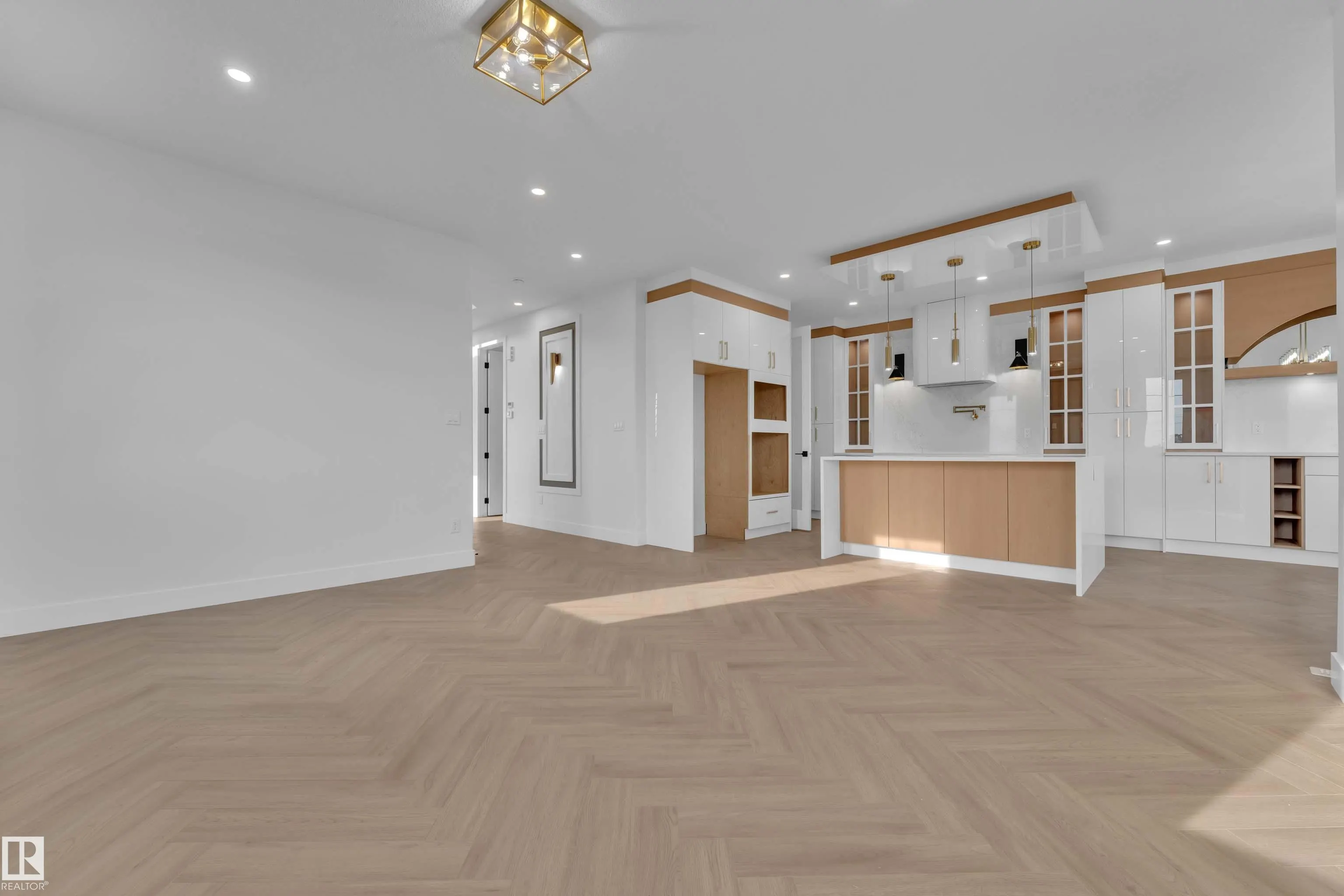 465 Crystal Creek Link
