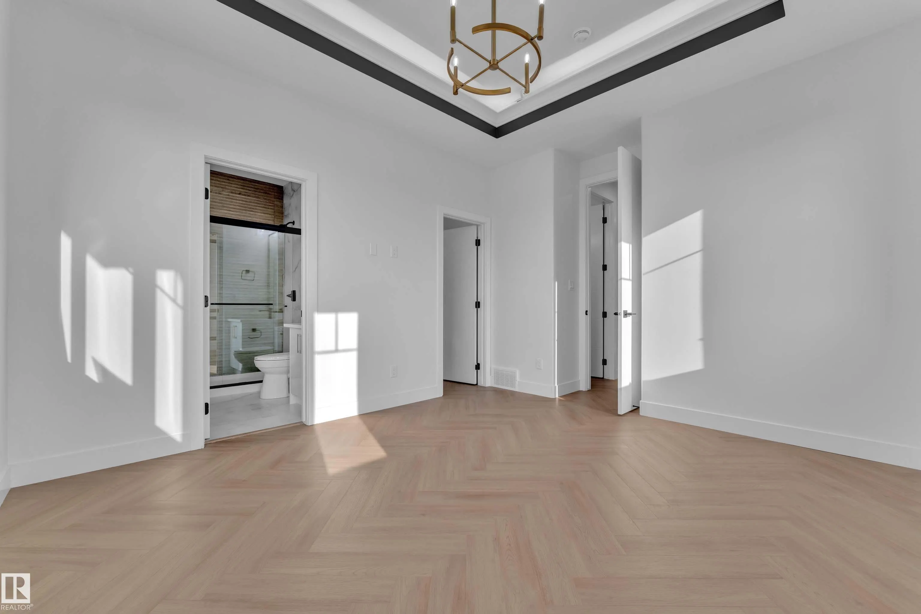465 Crystal Creek Link