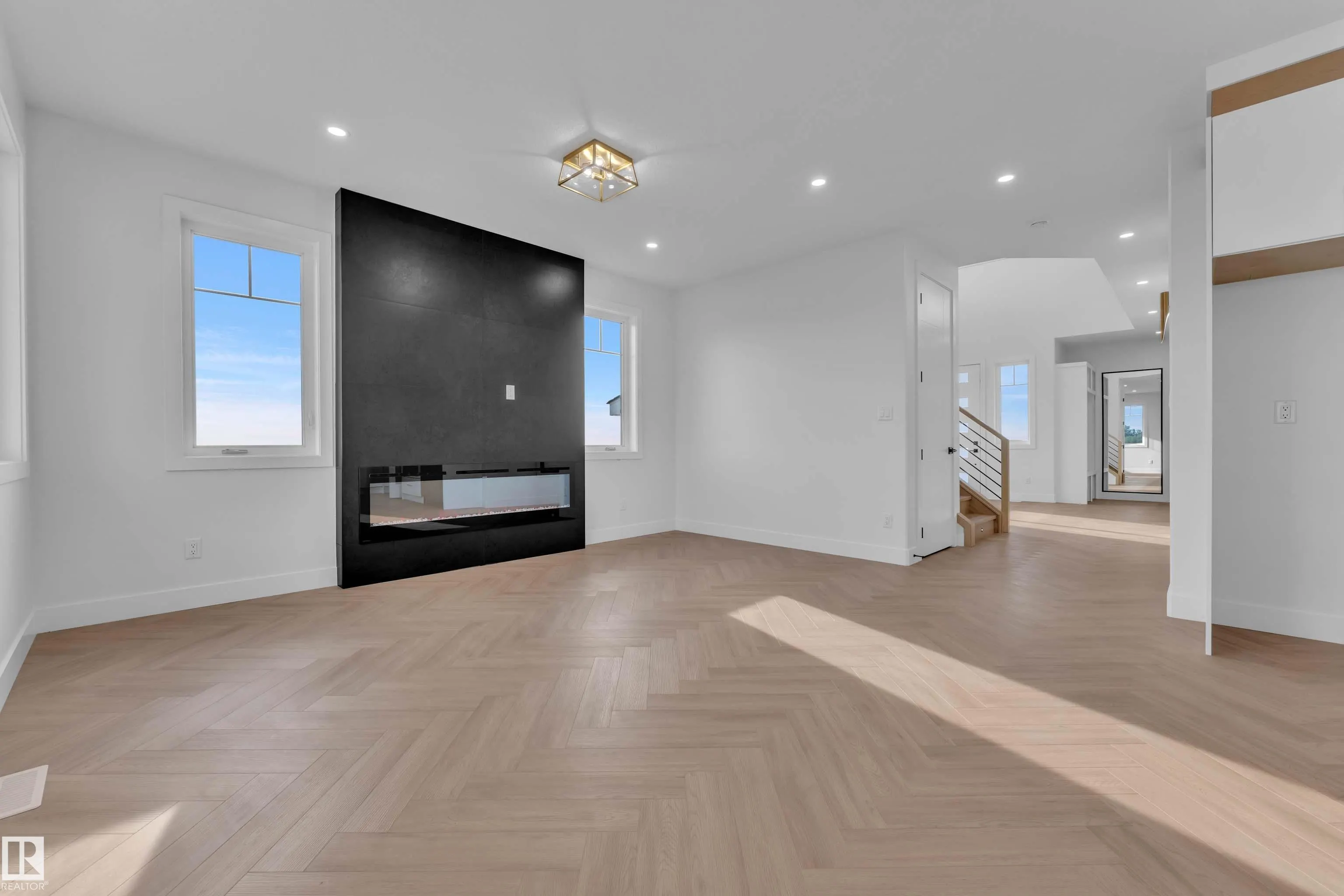 465 Crystal Creek Link