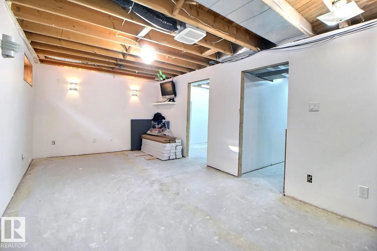 85 Woodbine Road