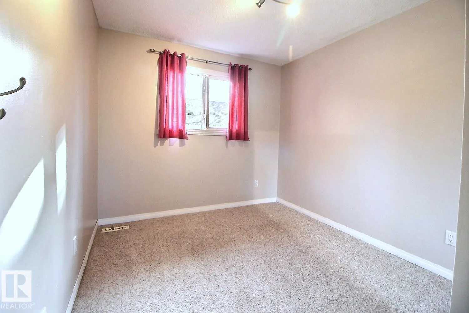 85 Woodbine Road