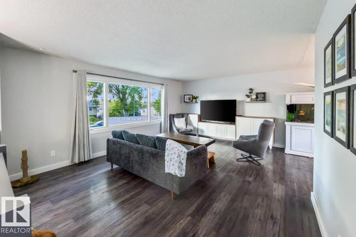 55 Gladstone Crescent