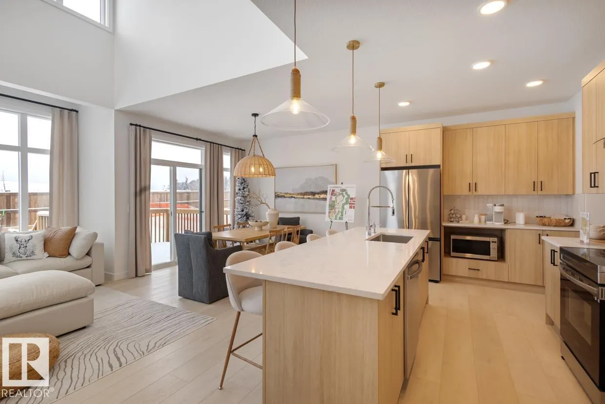 1731 Crossbill Loop