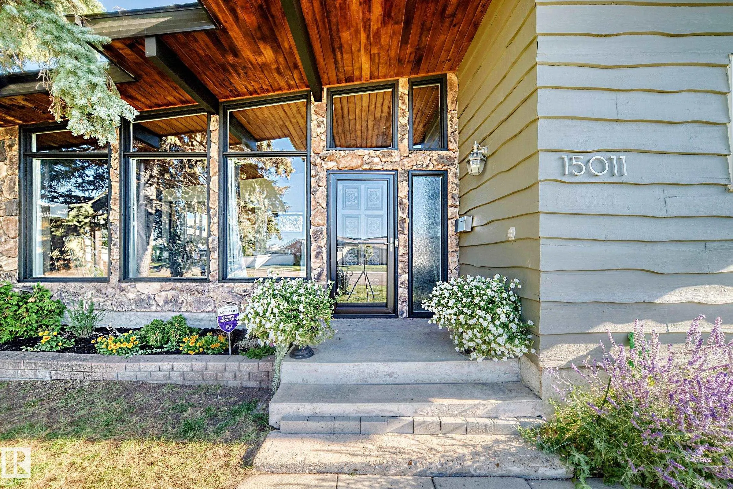 15011 55 Street