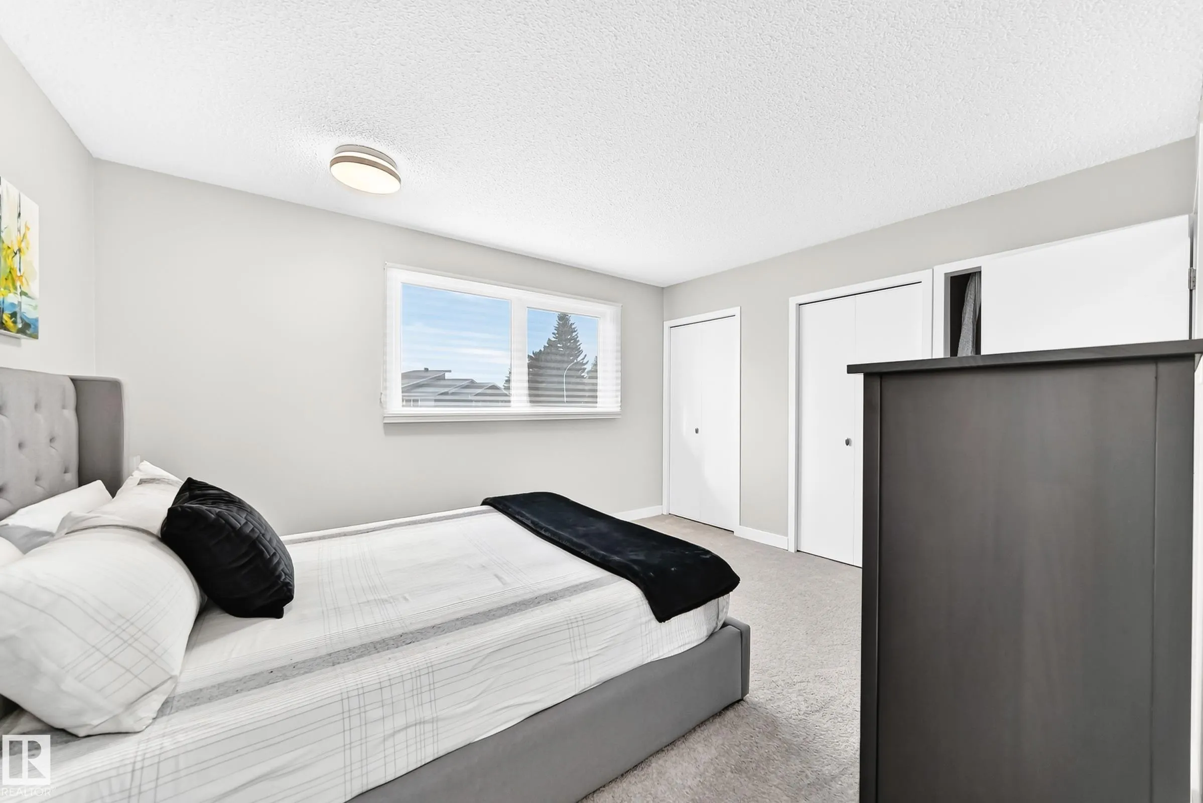 15011 55 Street
