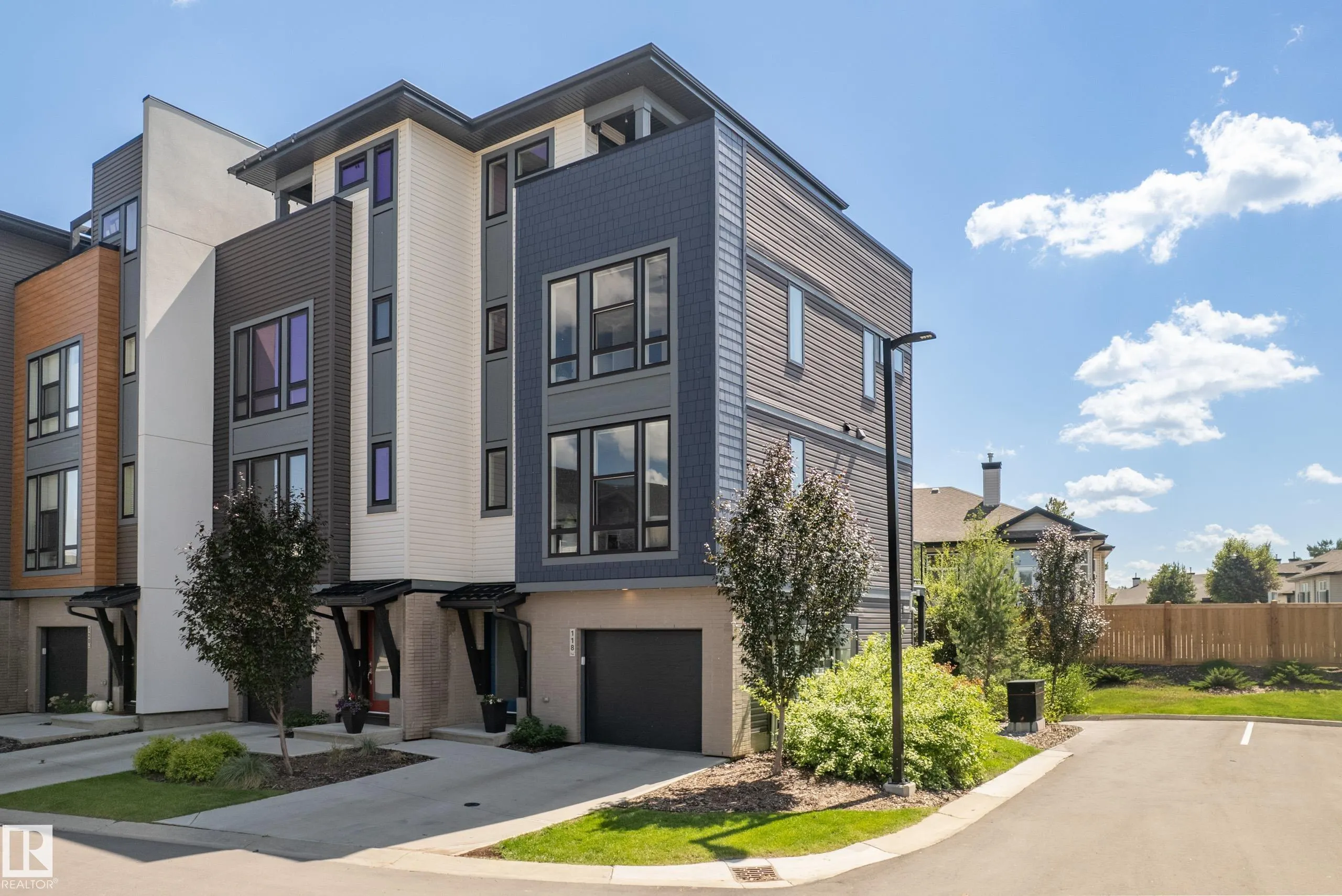 1304 RUTHERFORD Road