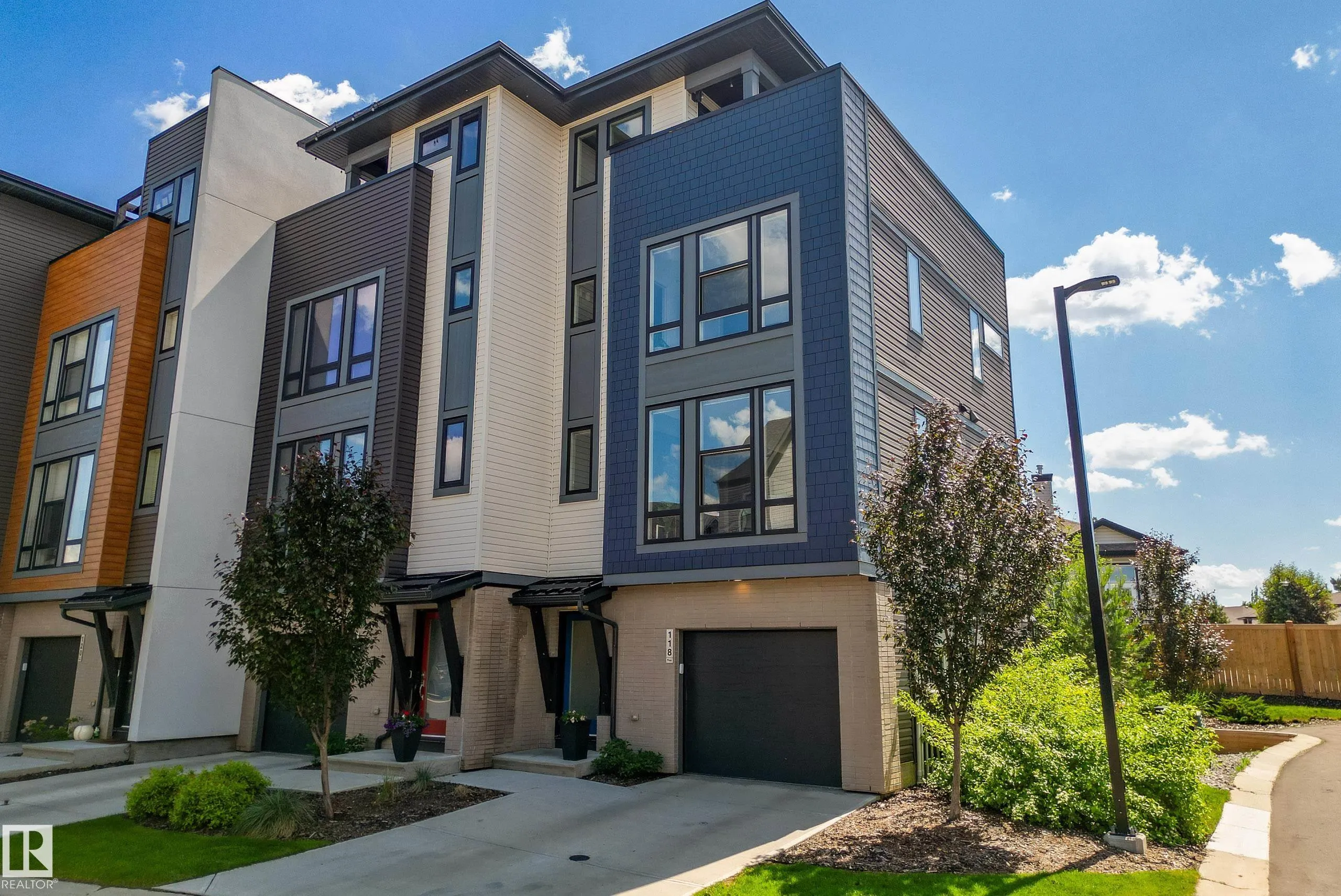 1304 RUTHERFORD Road