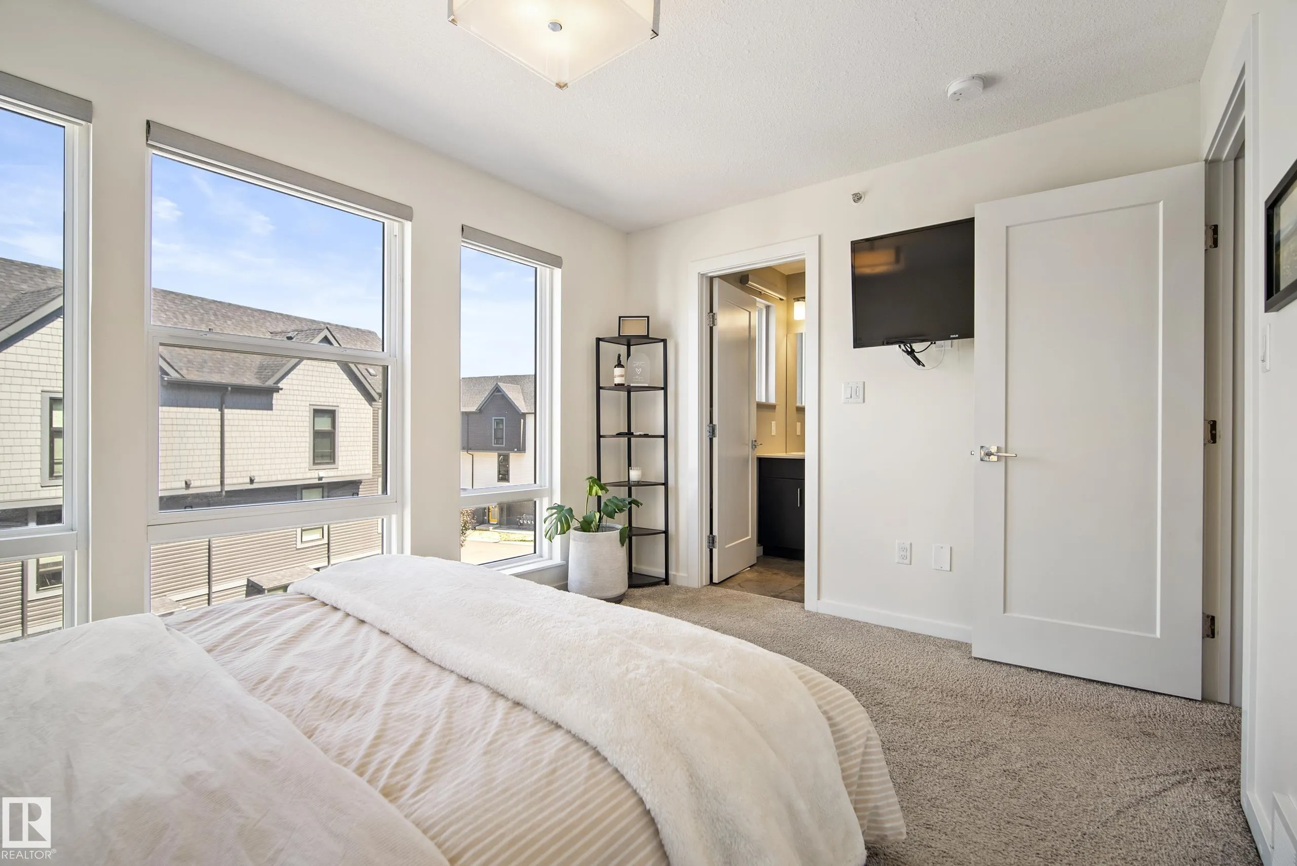 1304 RUTHERFORD Road