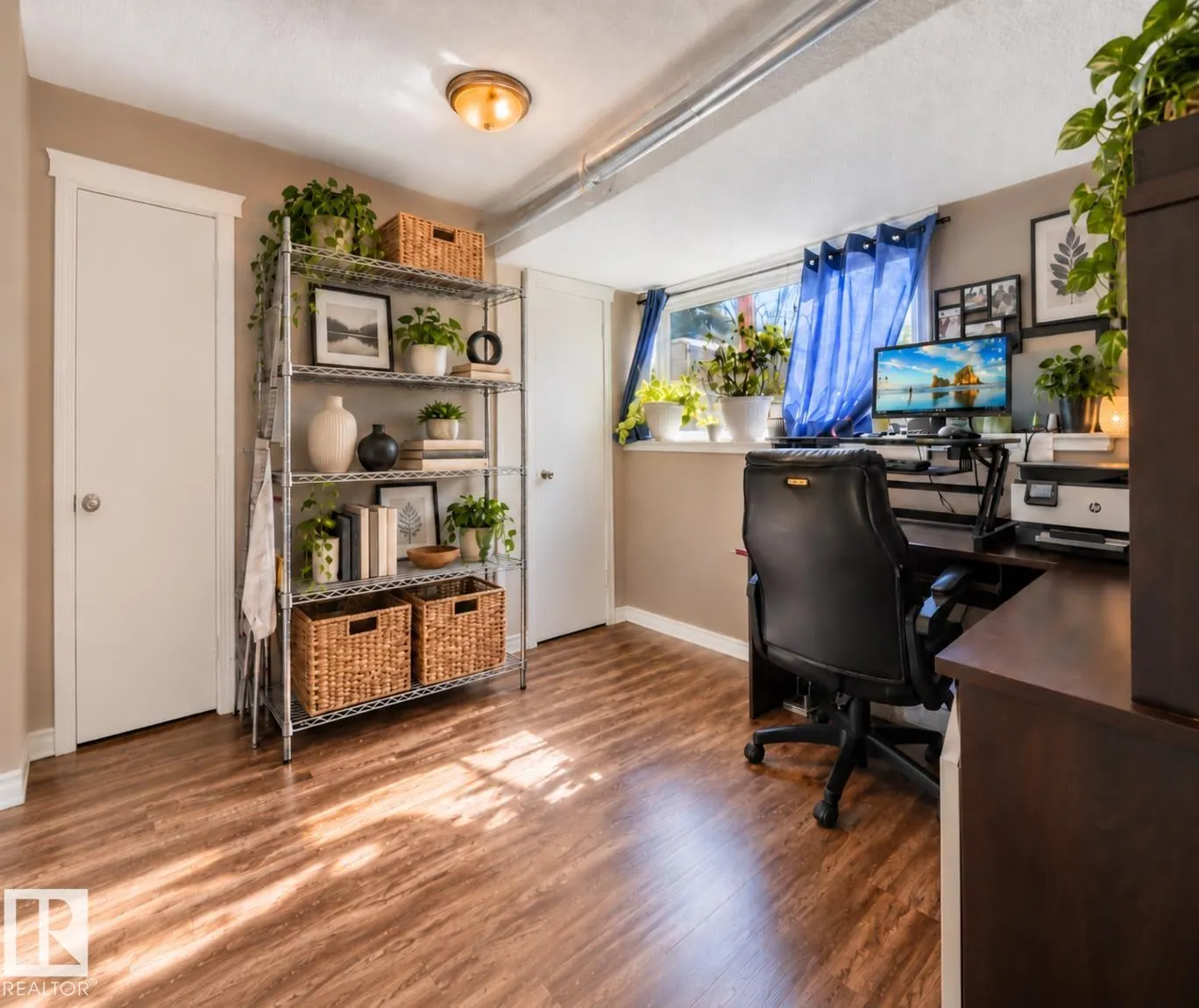 265 GRAND MEADOW Crescent