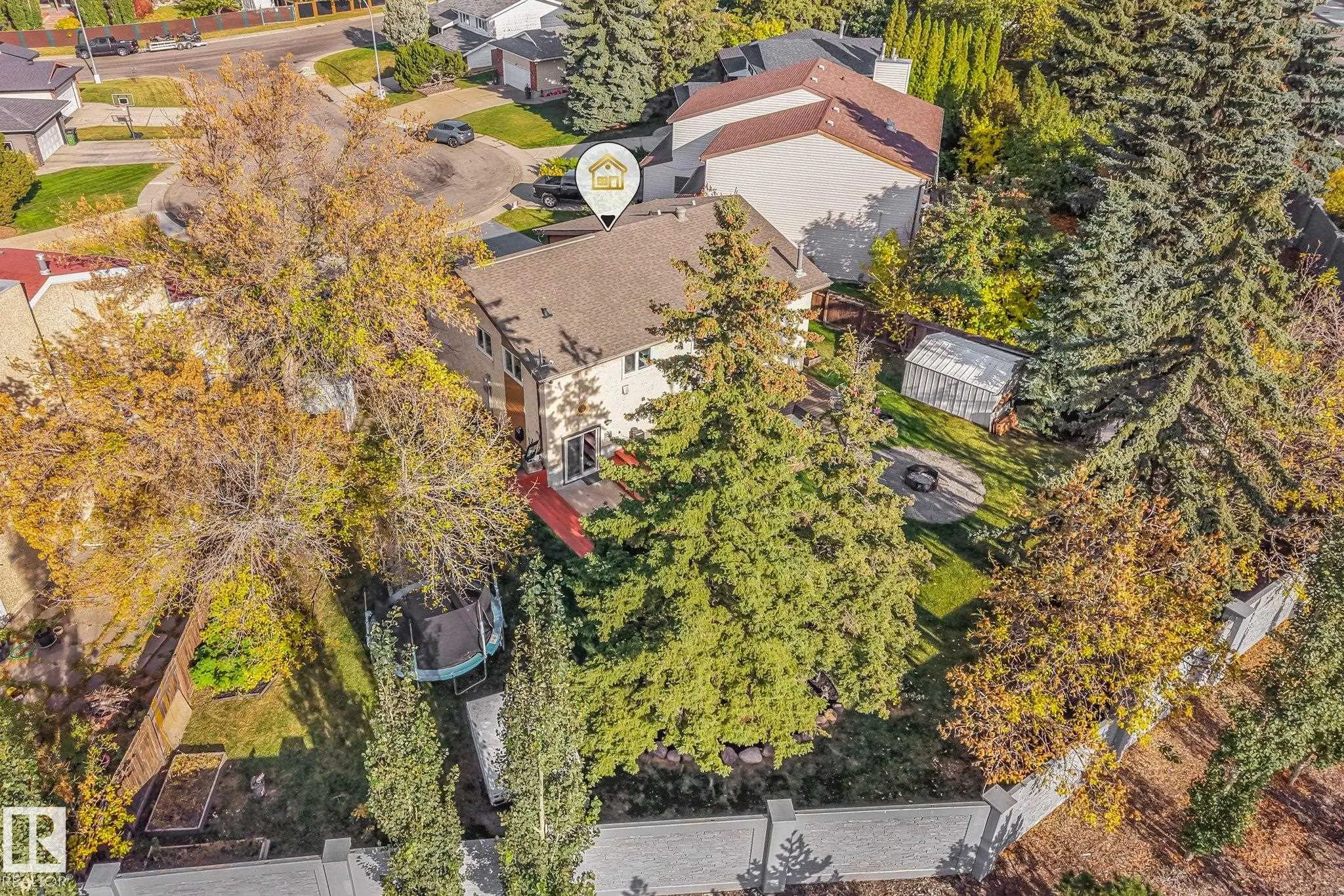 265 GRAND MEADOW Crescent