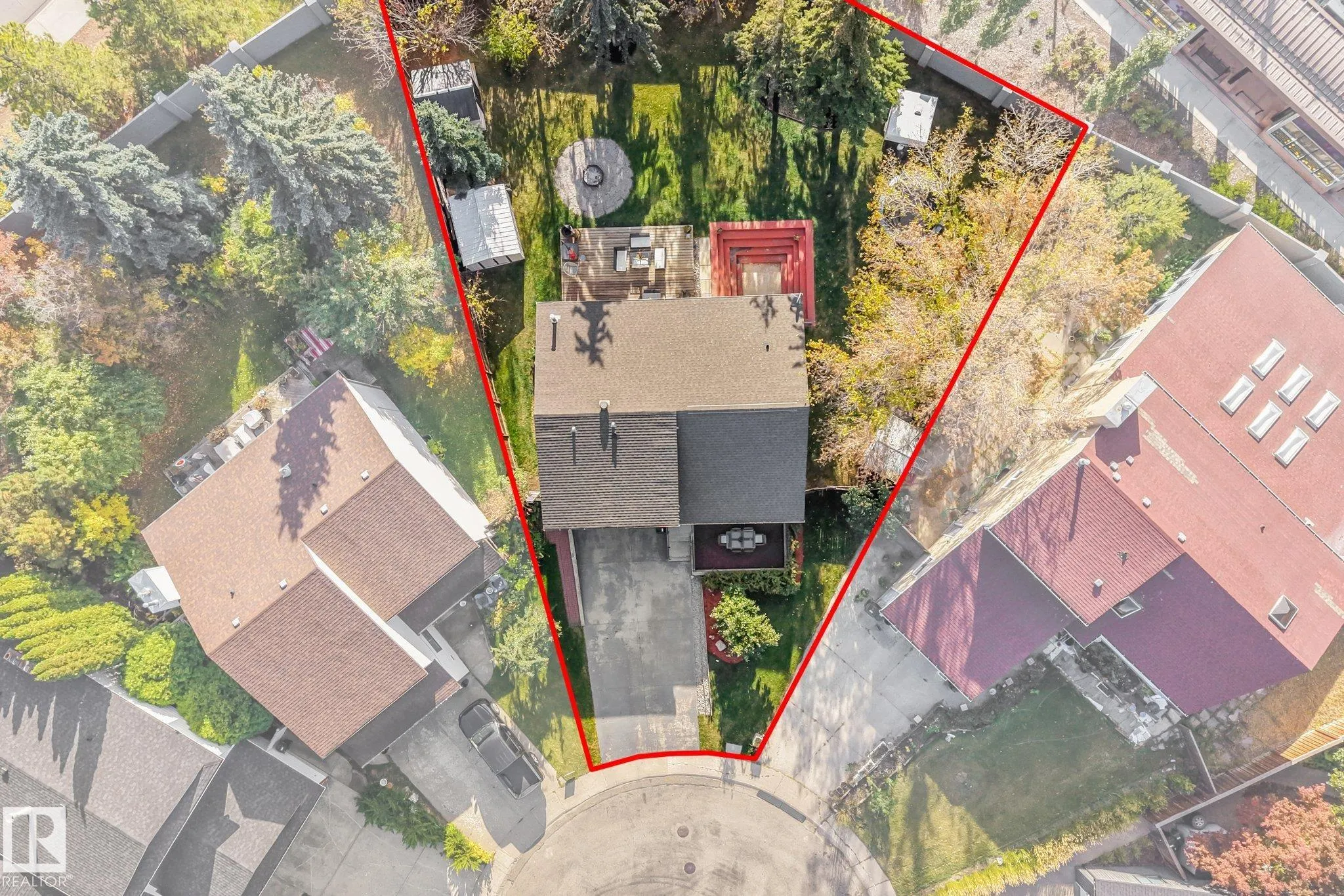 265 GRAND MEADOW Crescent