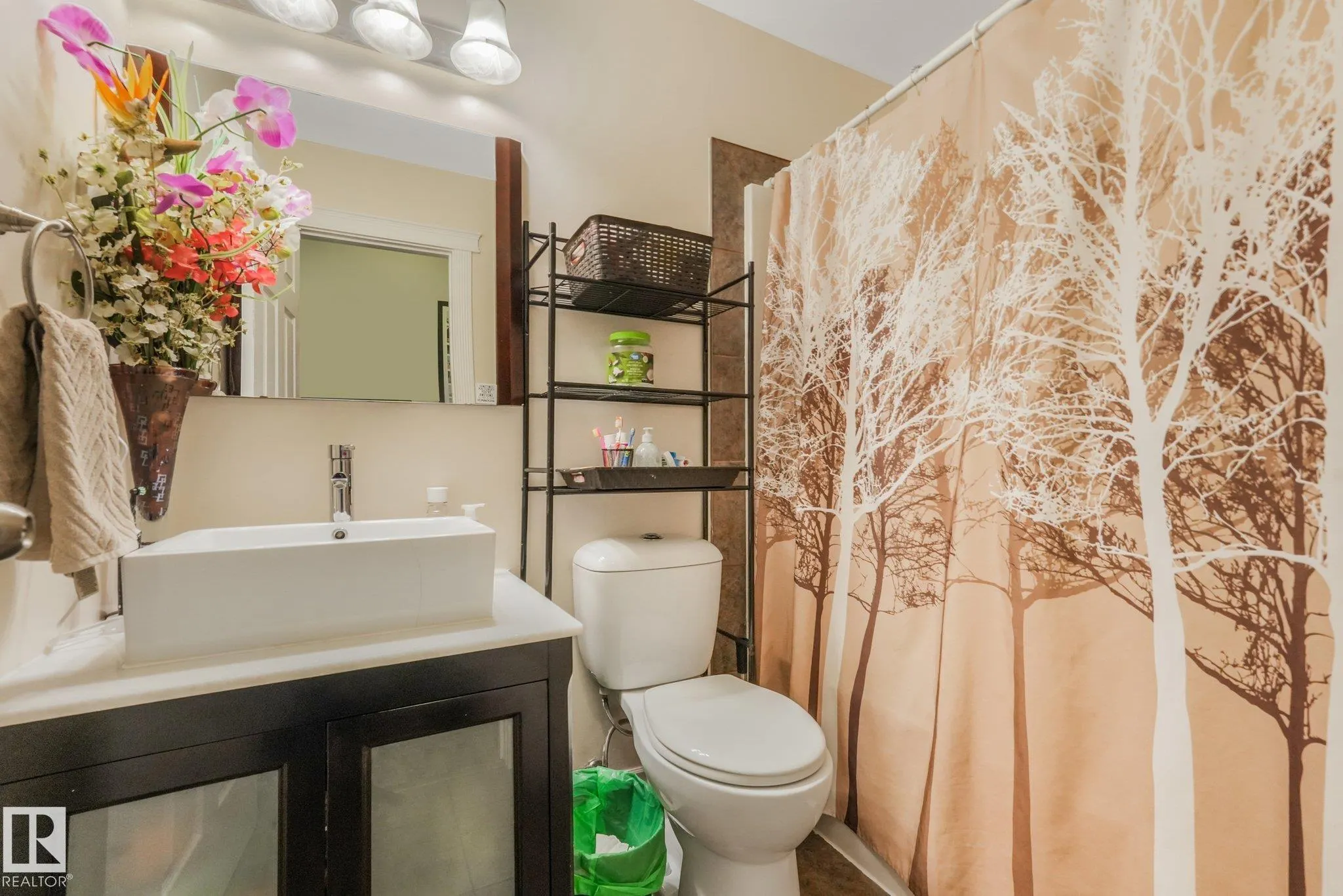 265 GRAND MEADOW Crescent