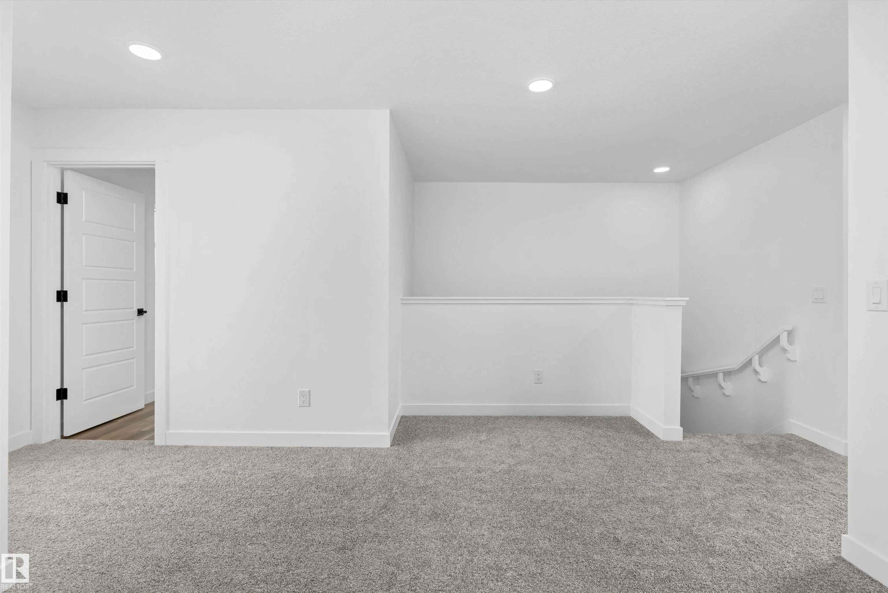 1066 CRISTALL Crescent