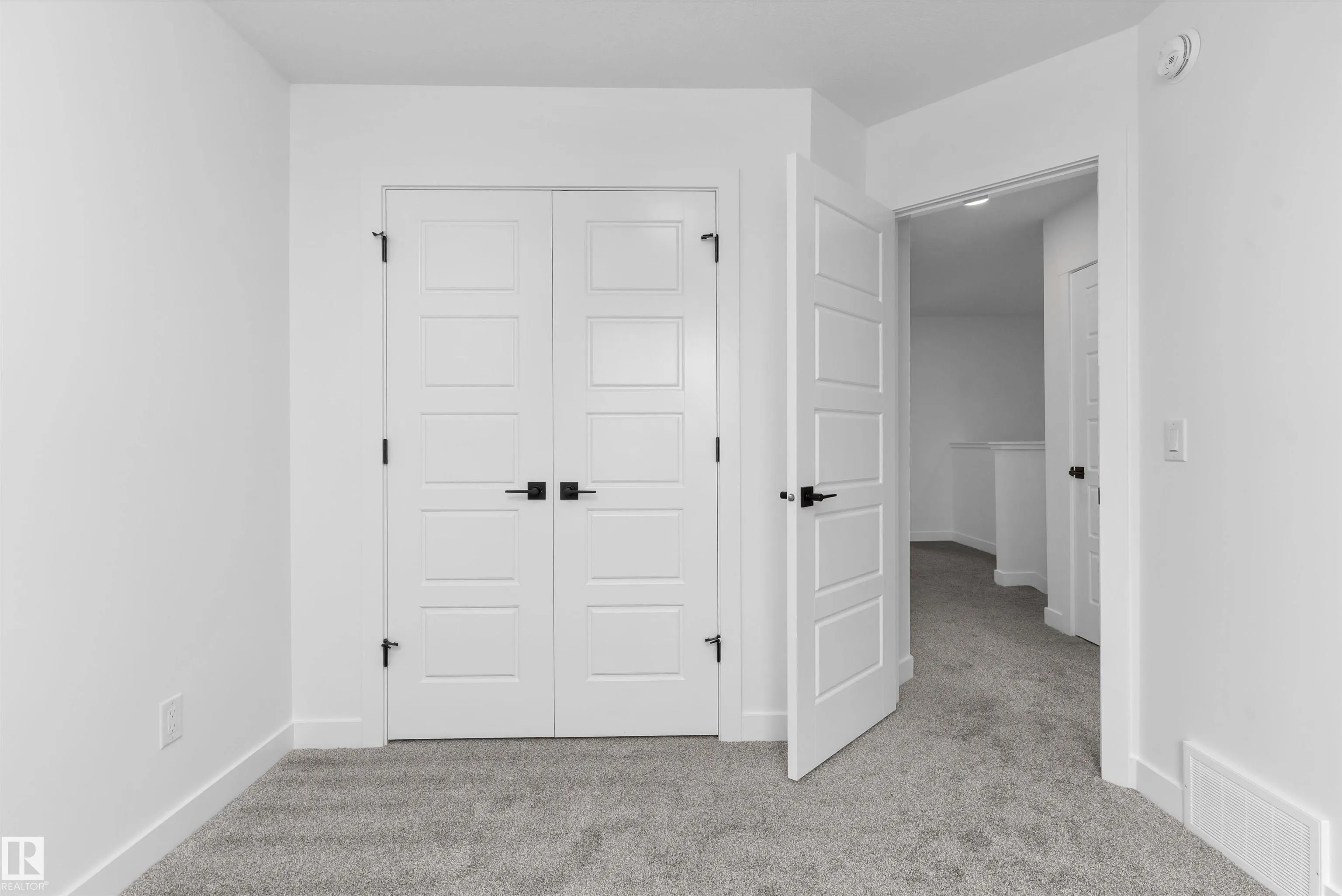 1066 CRISTALL Crescent