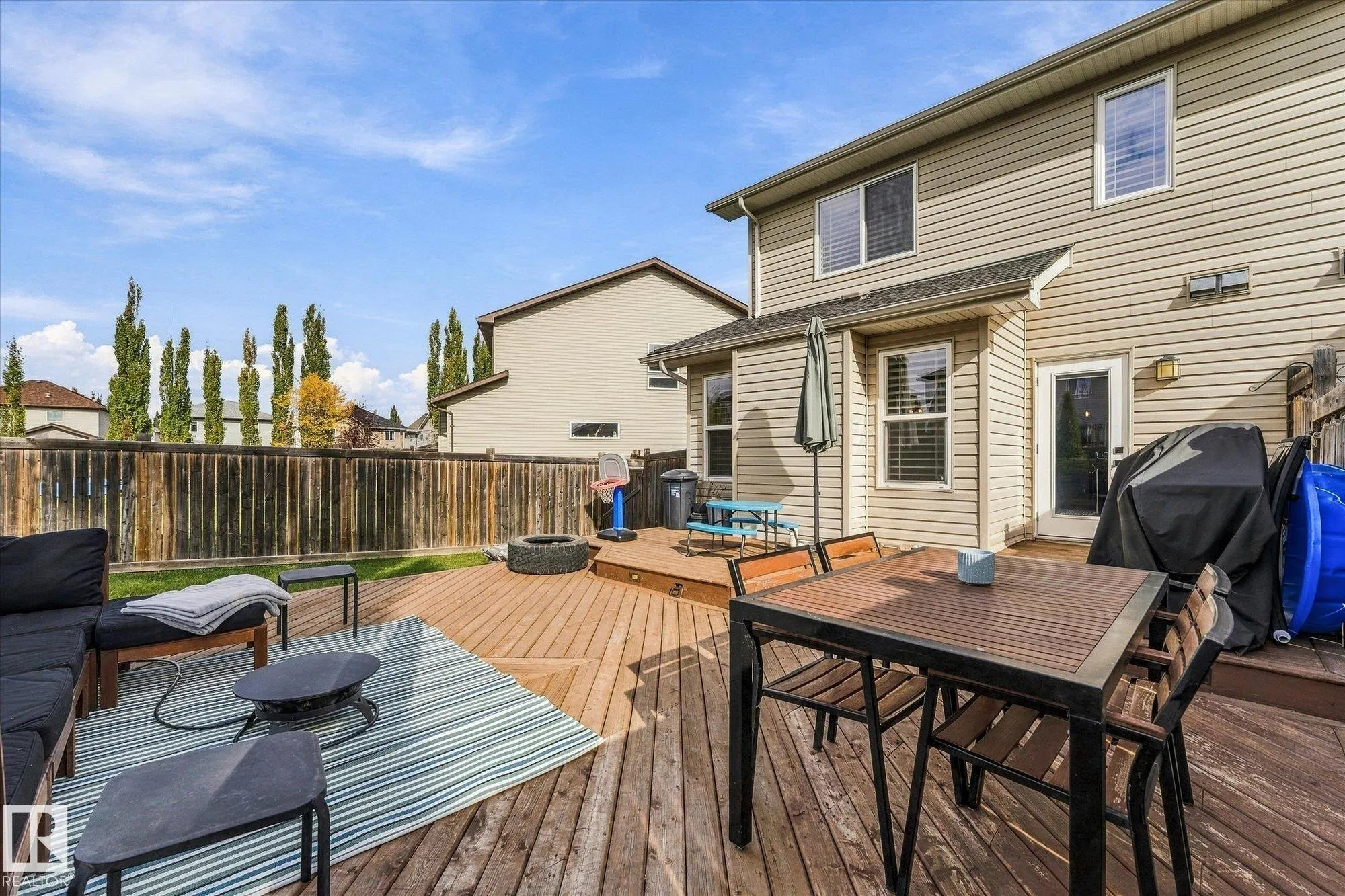 26 HARTWICK Mews
