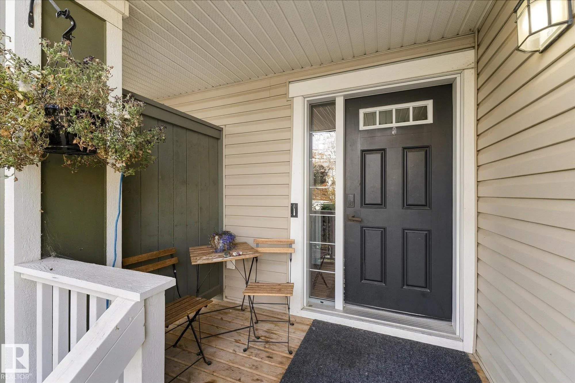 26 HARTWICK Mews