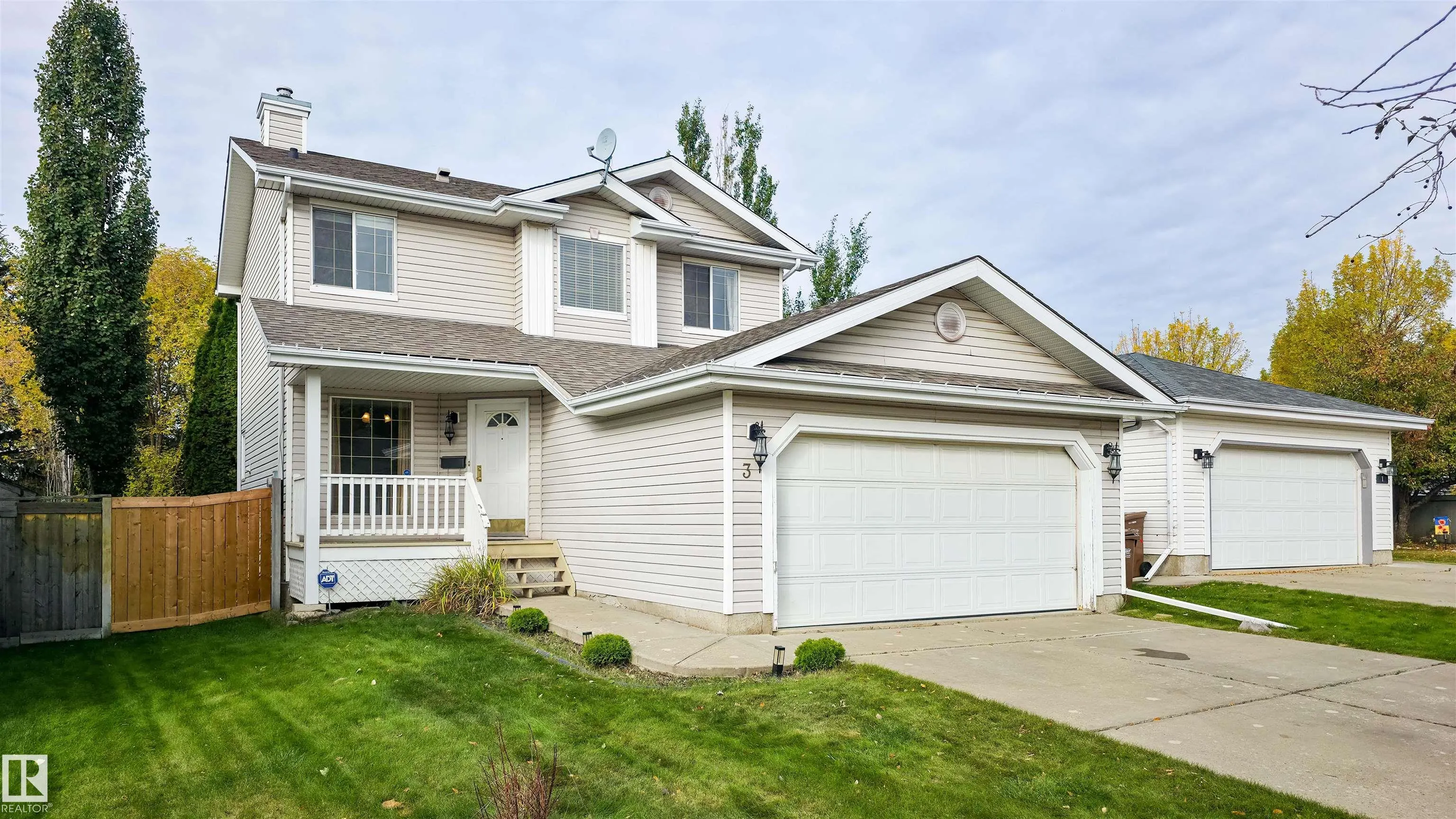 3 HARDCASTLE Place