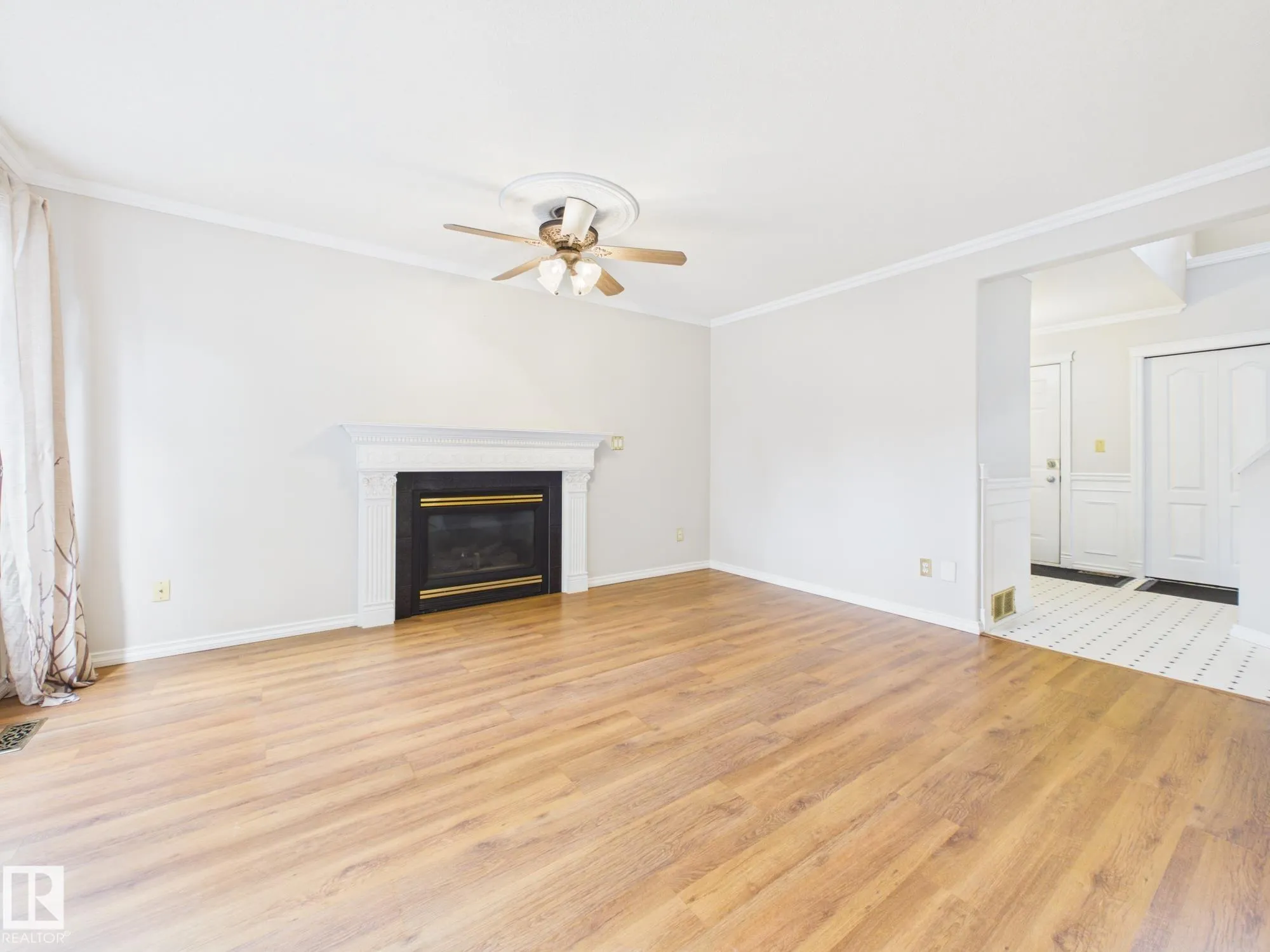 3 HARDCASTLE Place