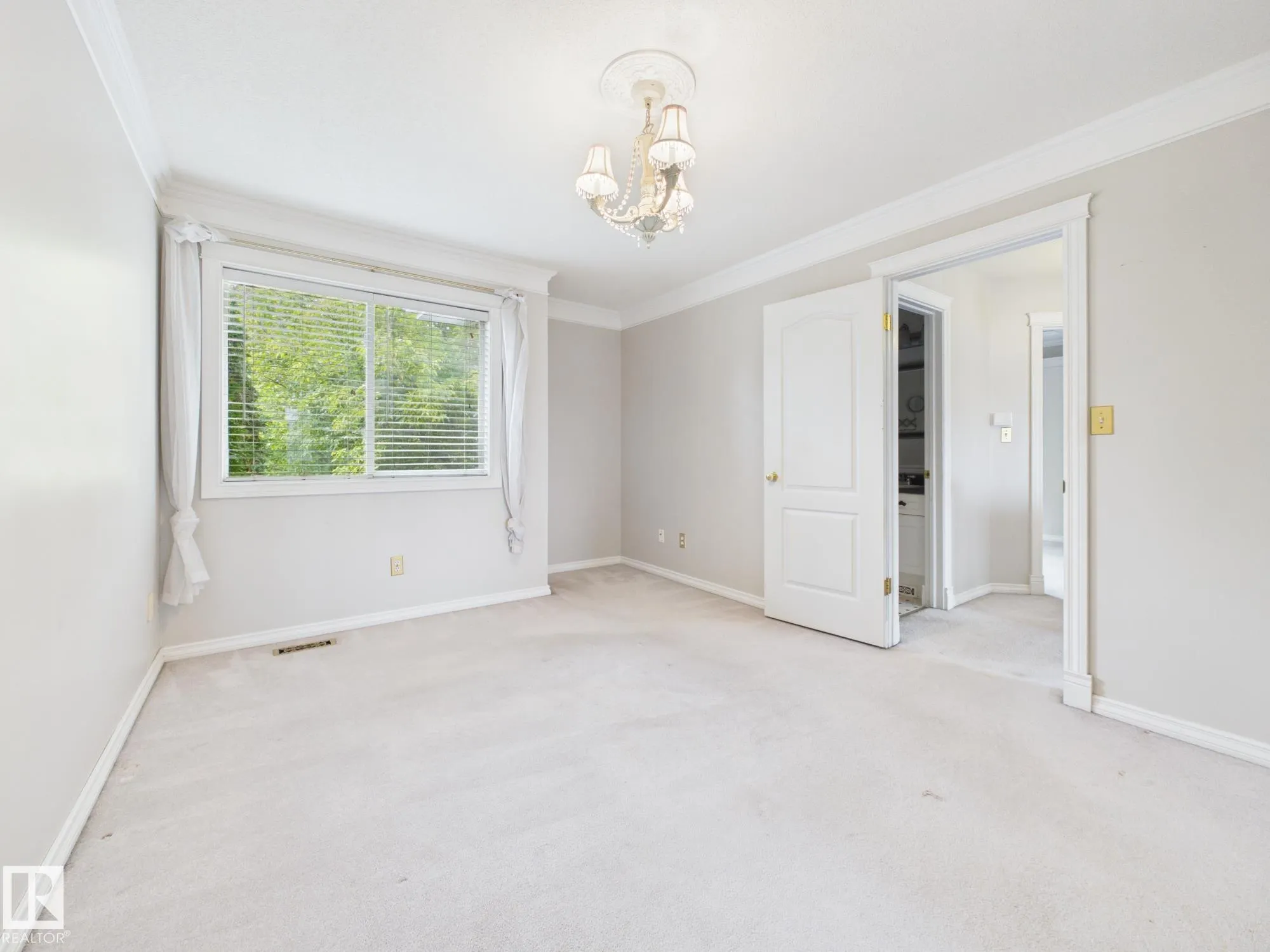 3 HARDCASTLE Place