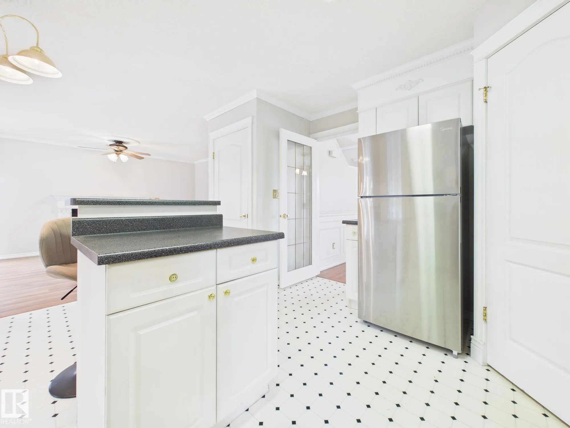 3 HARDCASTLE Place