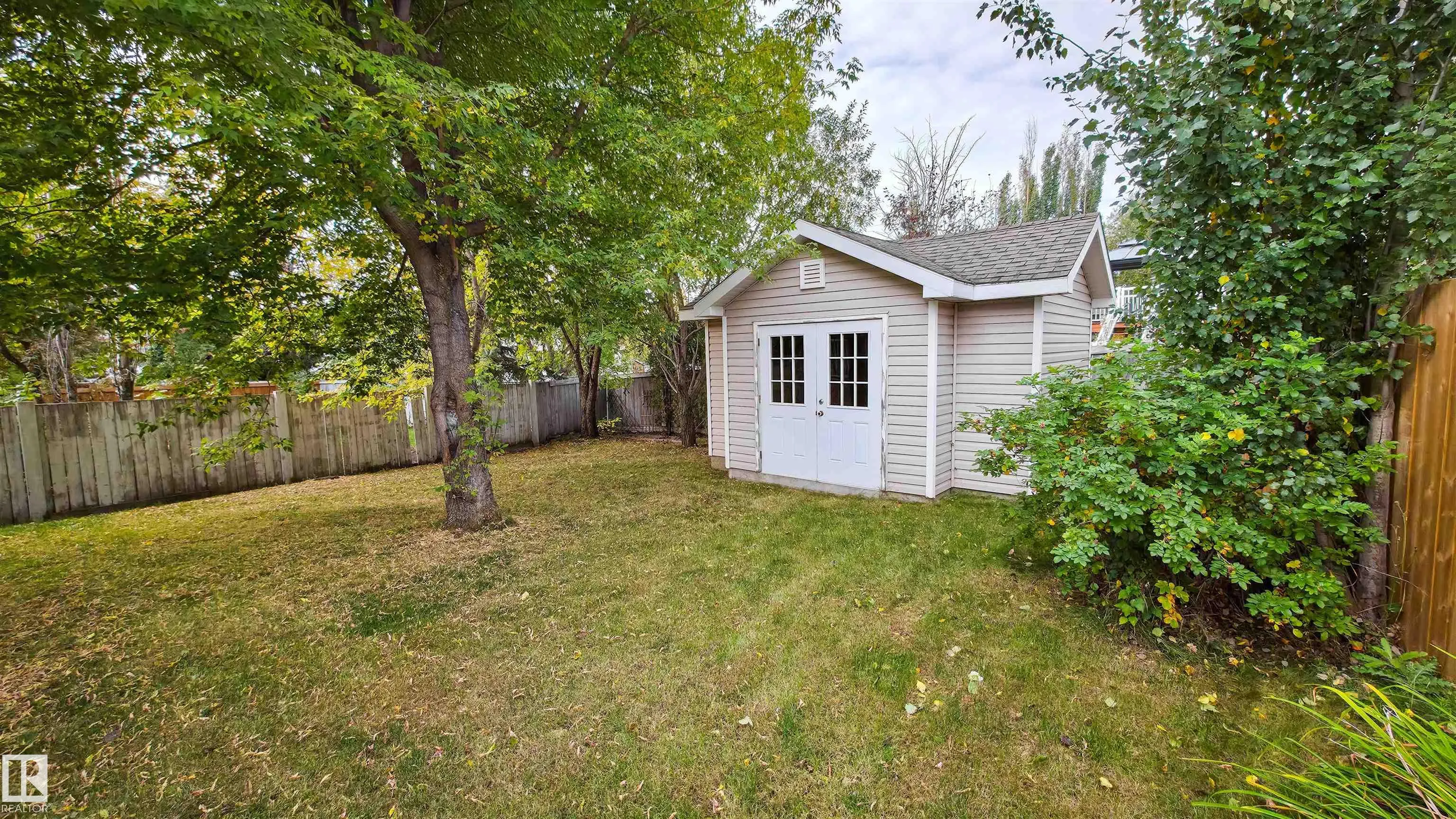 3 HARDCASTLE Place