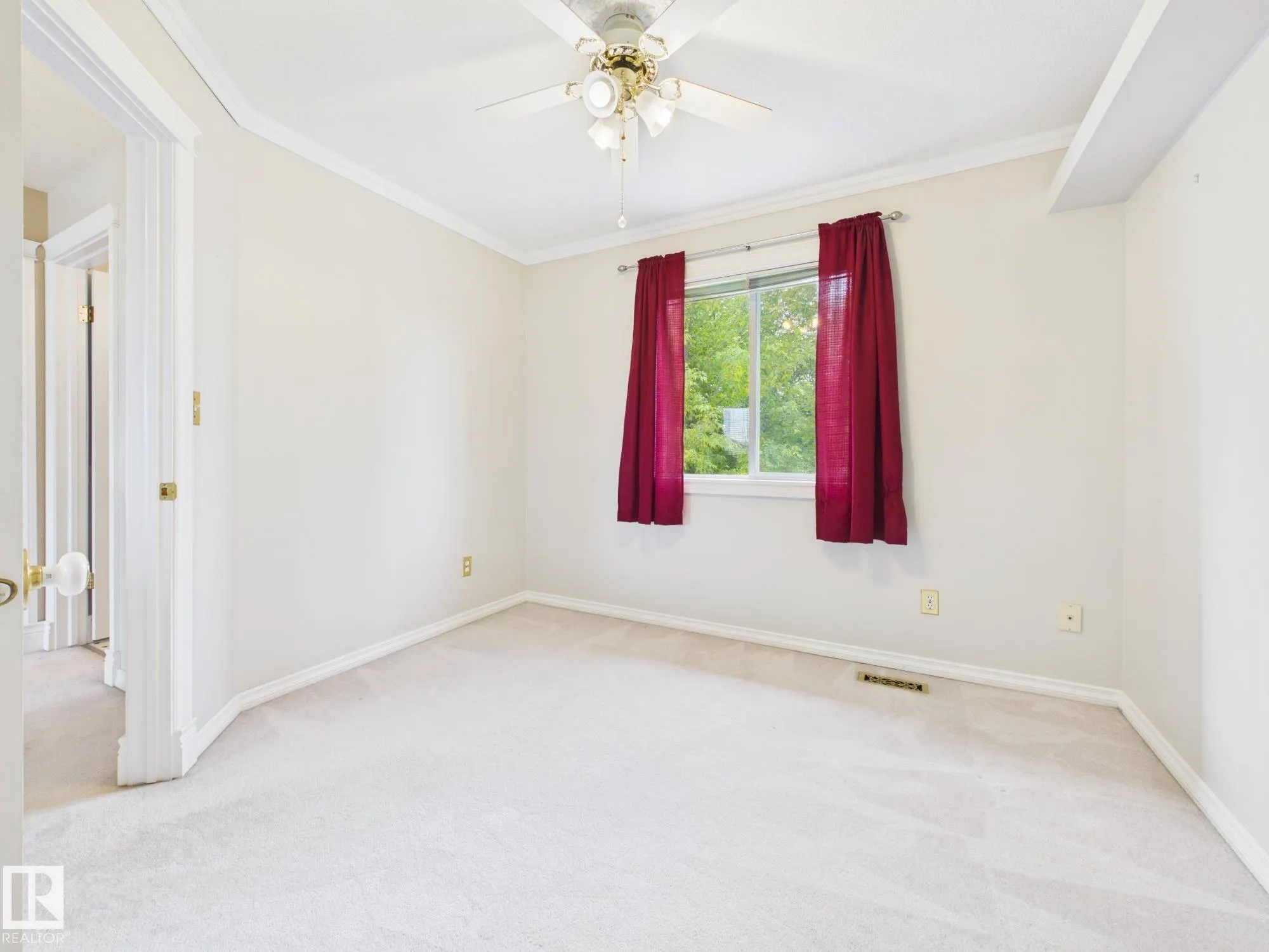3 HARDCASTLE Place