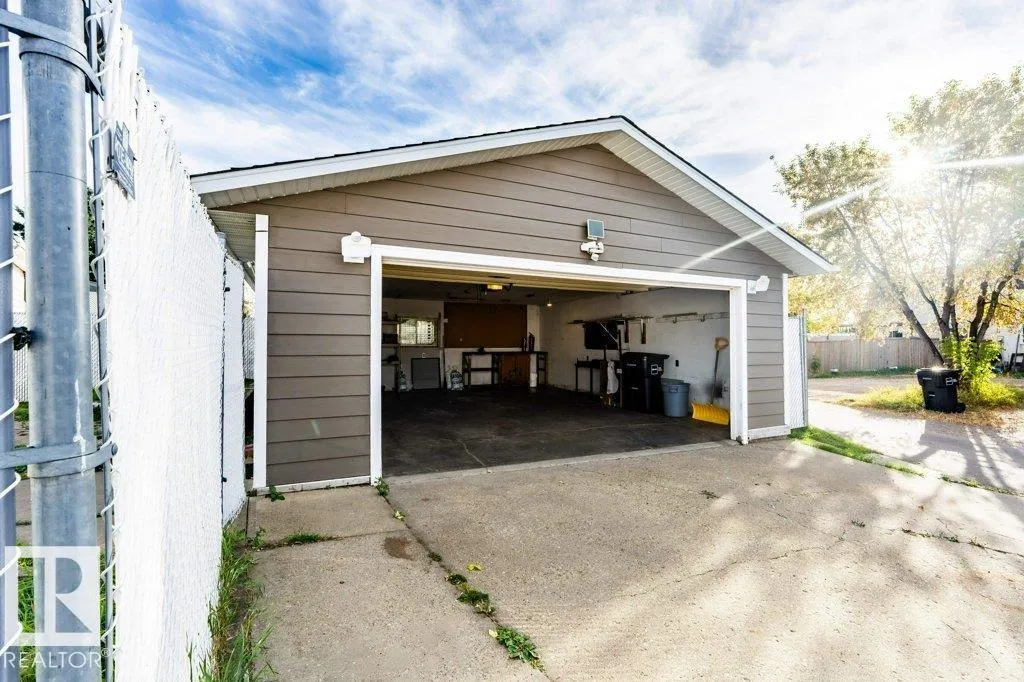 1139 Lakewood Road
