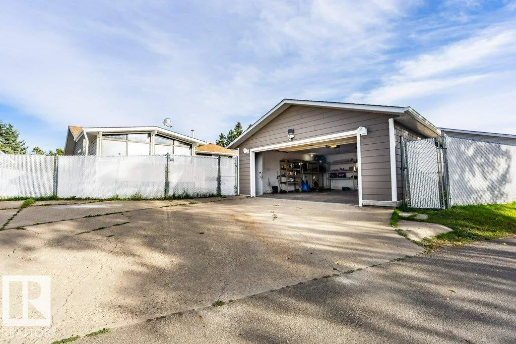 1139 Lakewood Road