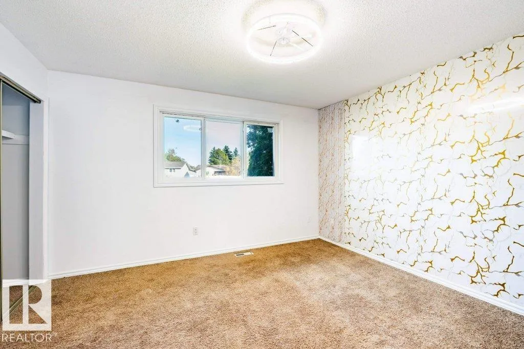 1139 Lakewood Road
