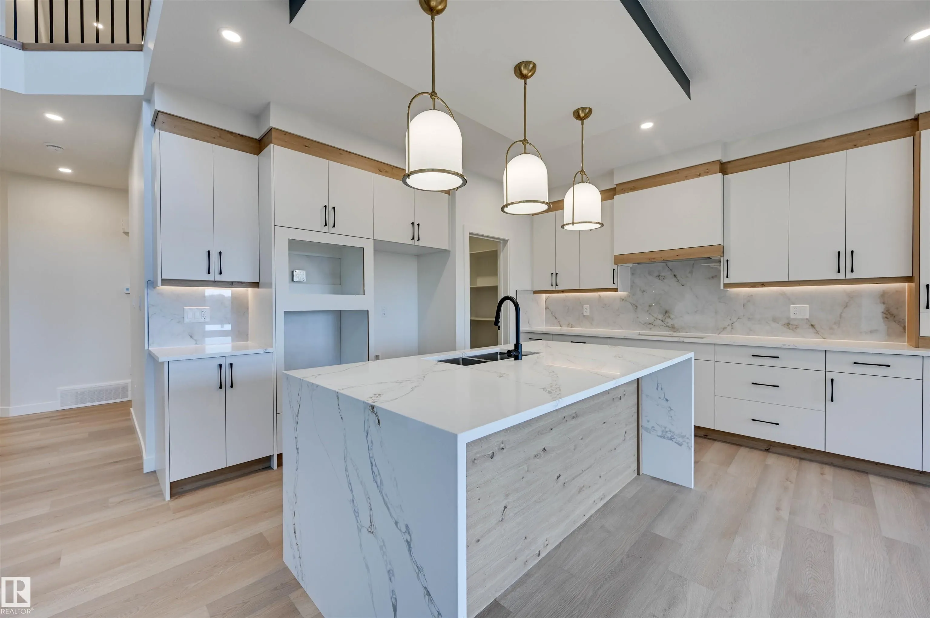 10 Owl Ridge Close