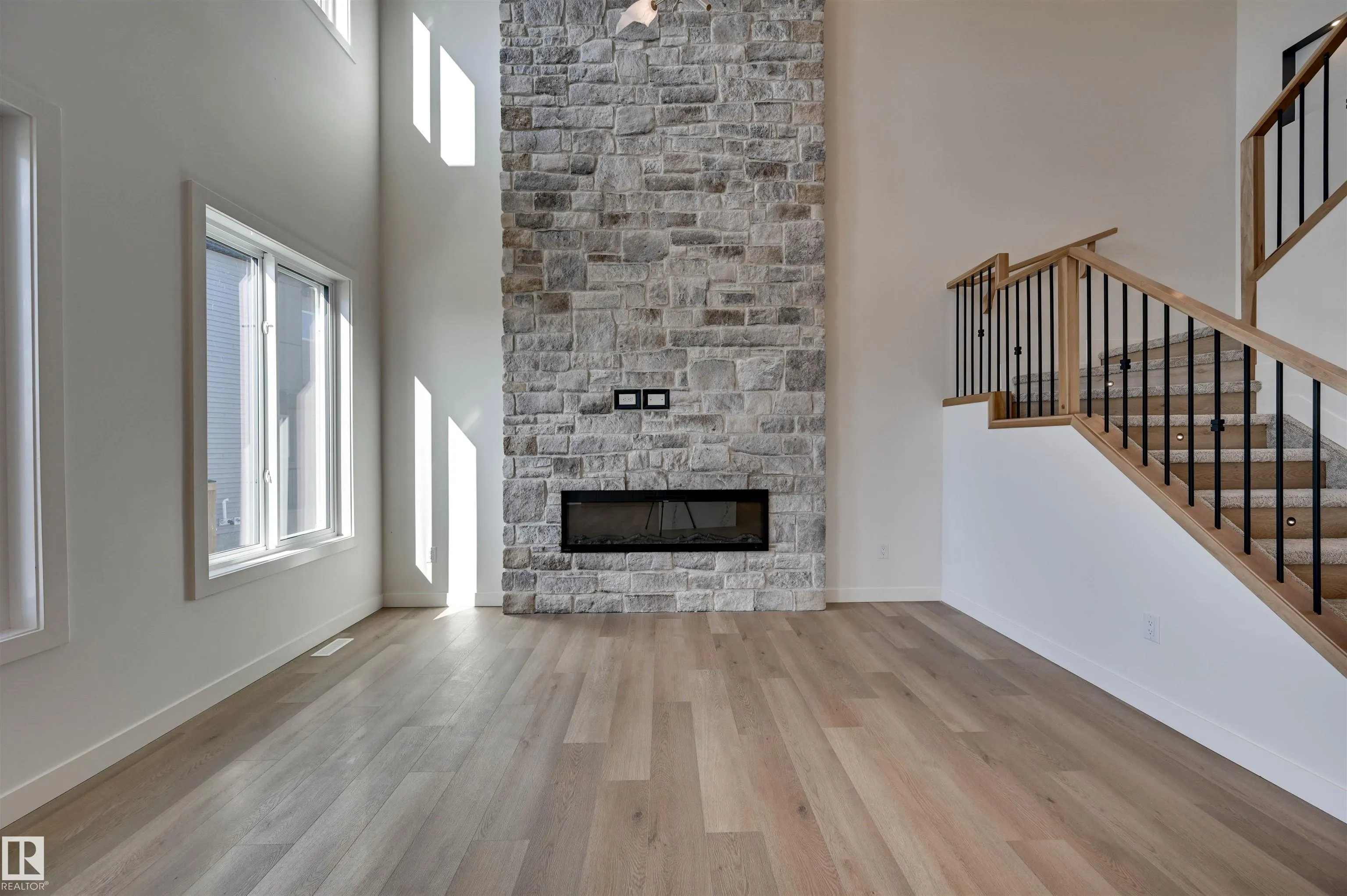 10 Owl Ridge Close