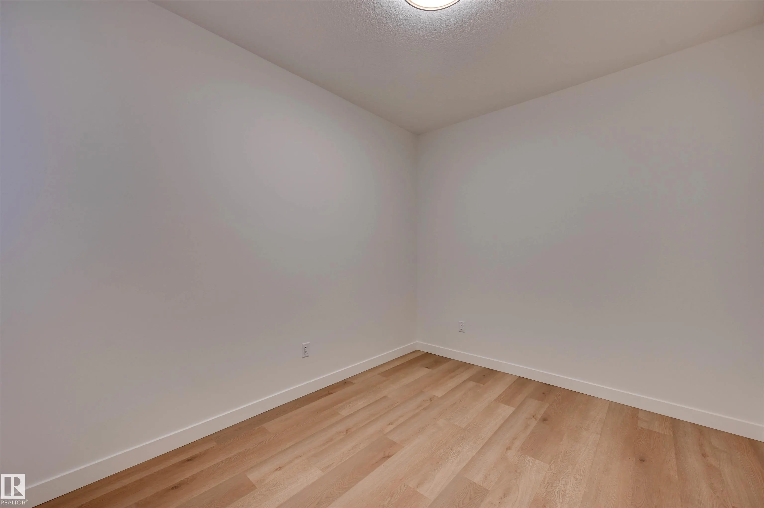10 Owl Ridge Close