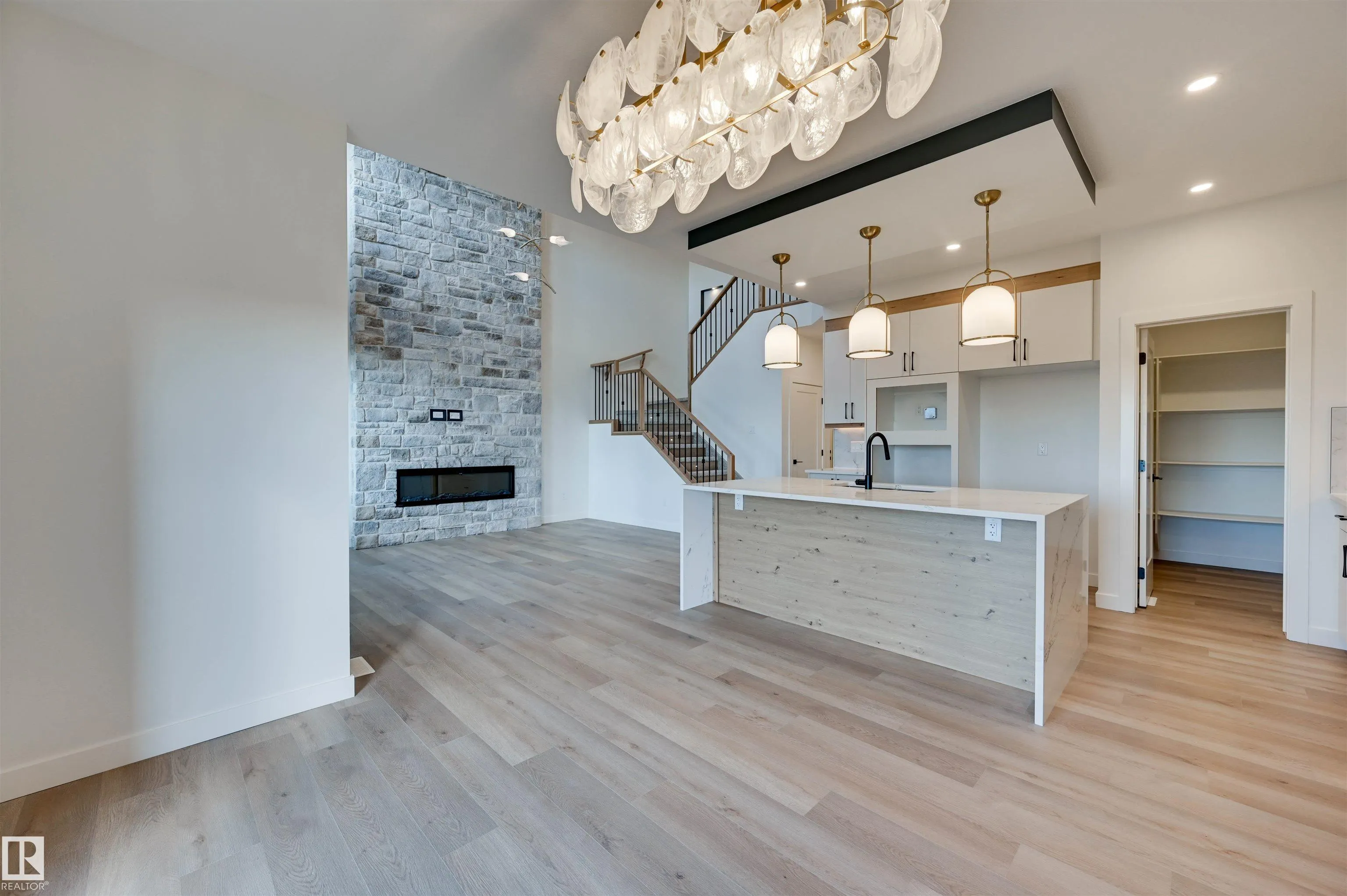 10 Owl Ridge Close