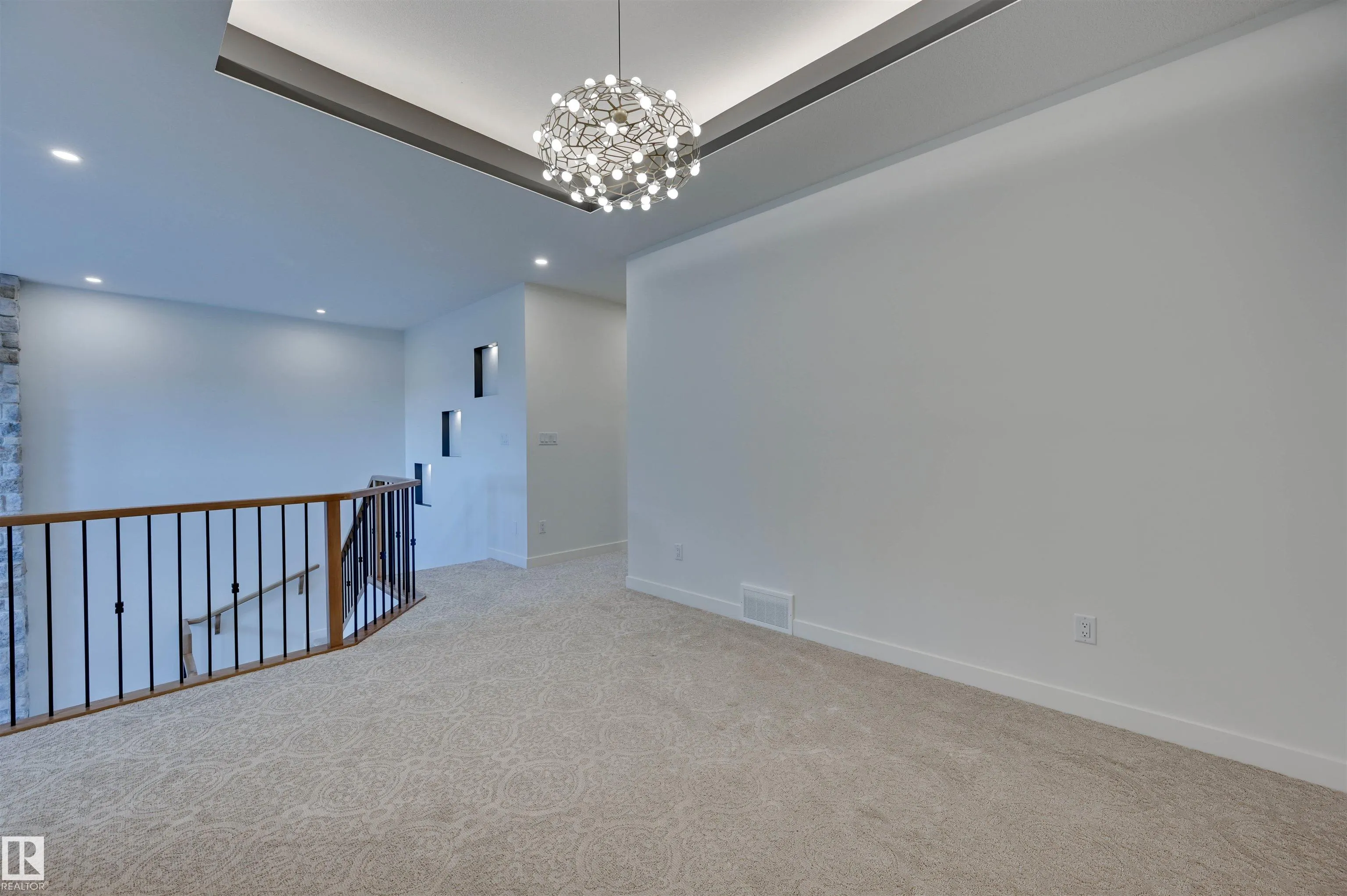 10 Owl Ridge Close