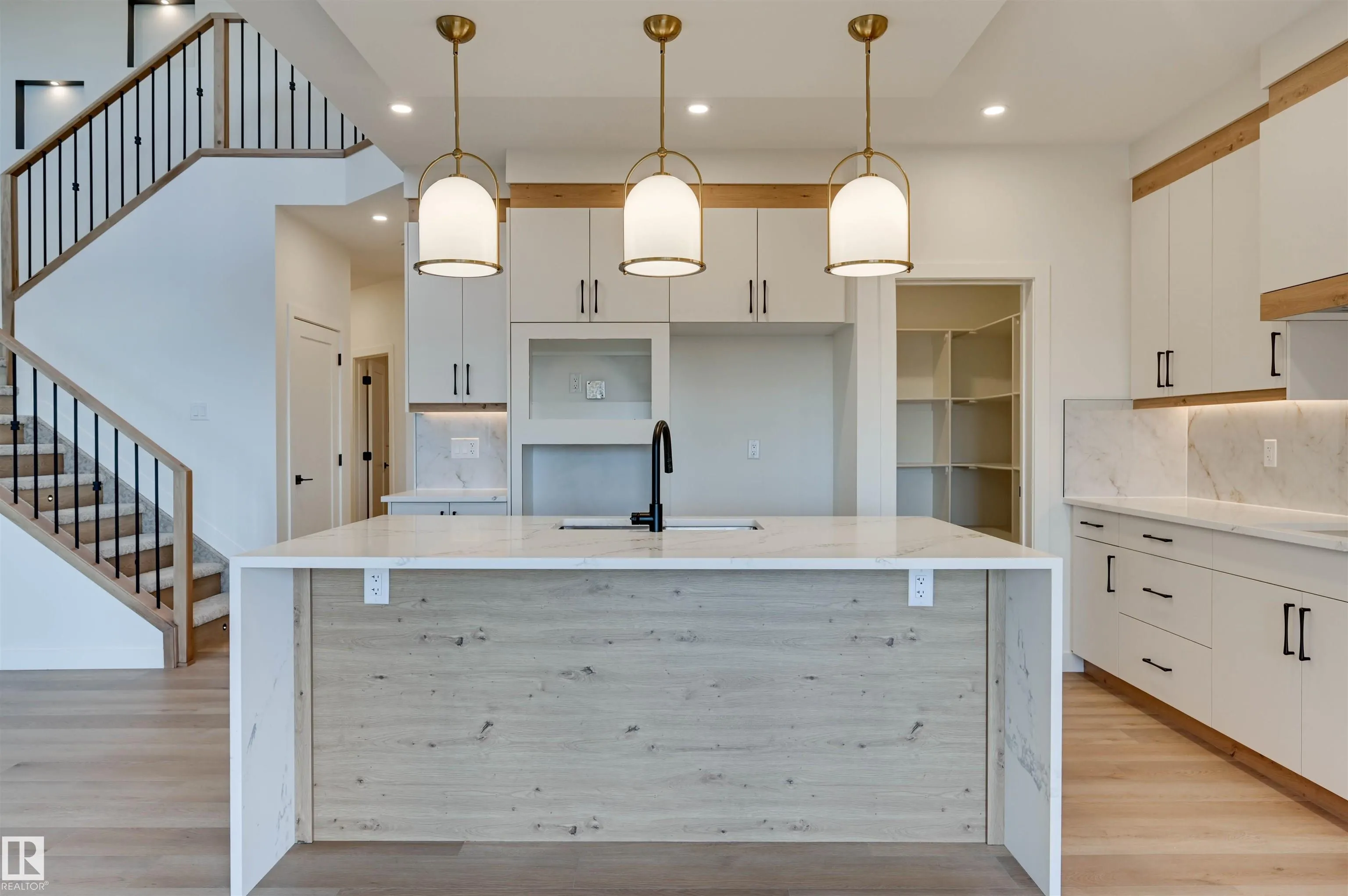 10 Owl Ridge Close
