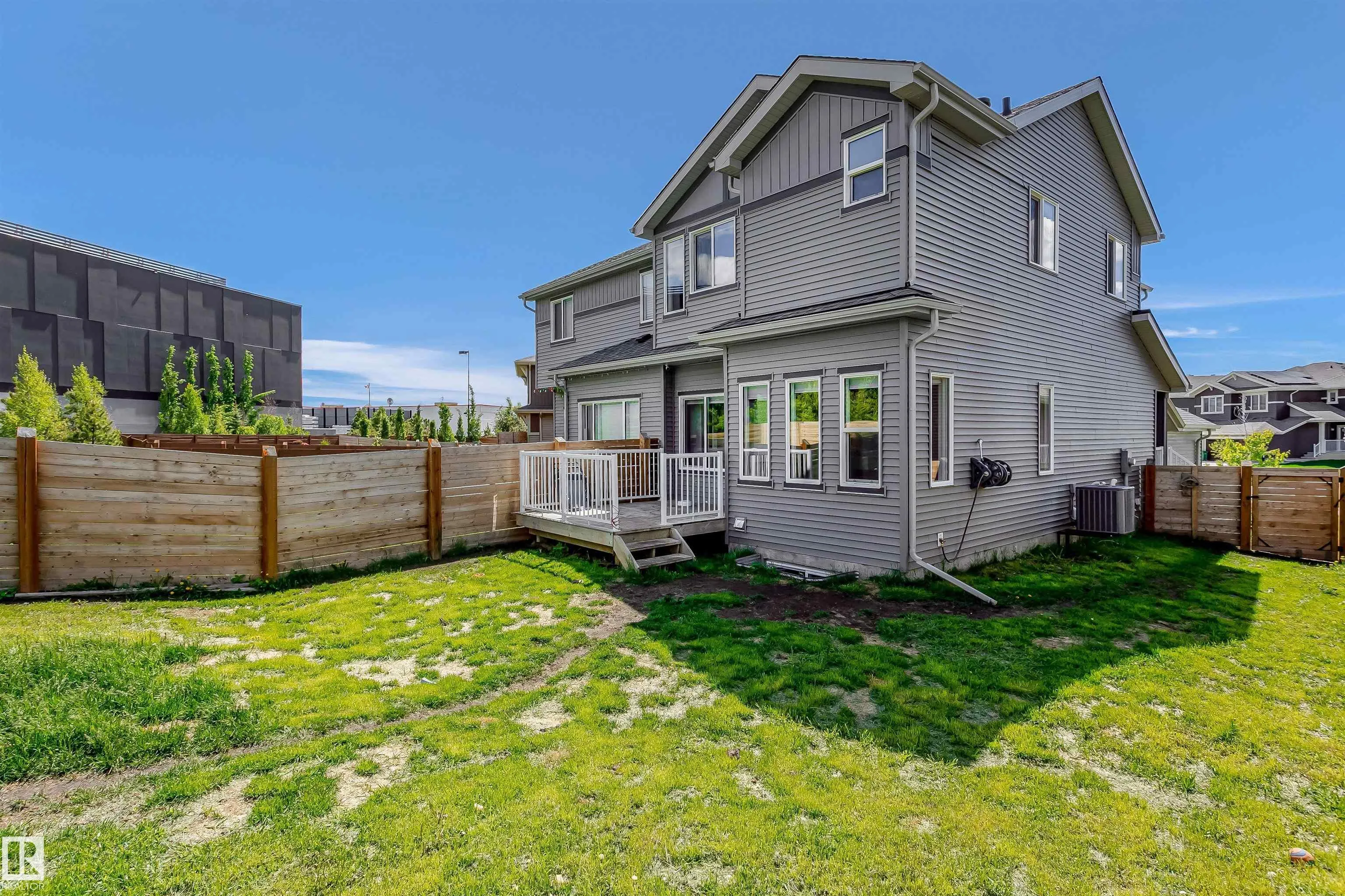 32 juneau Way