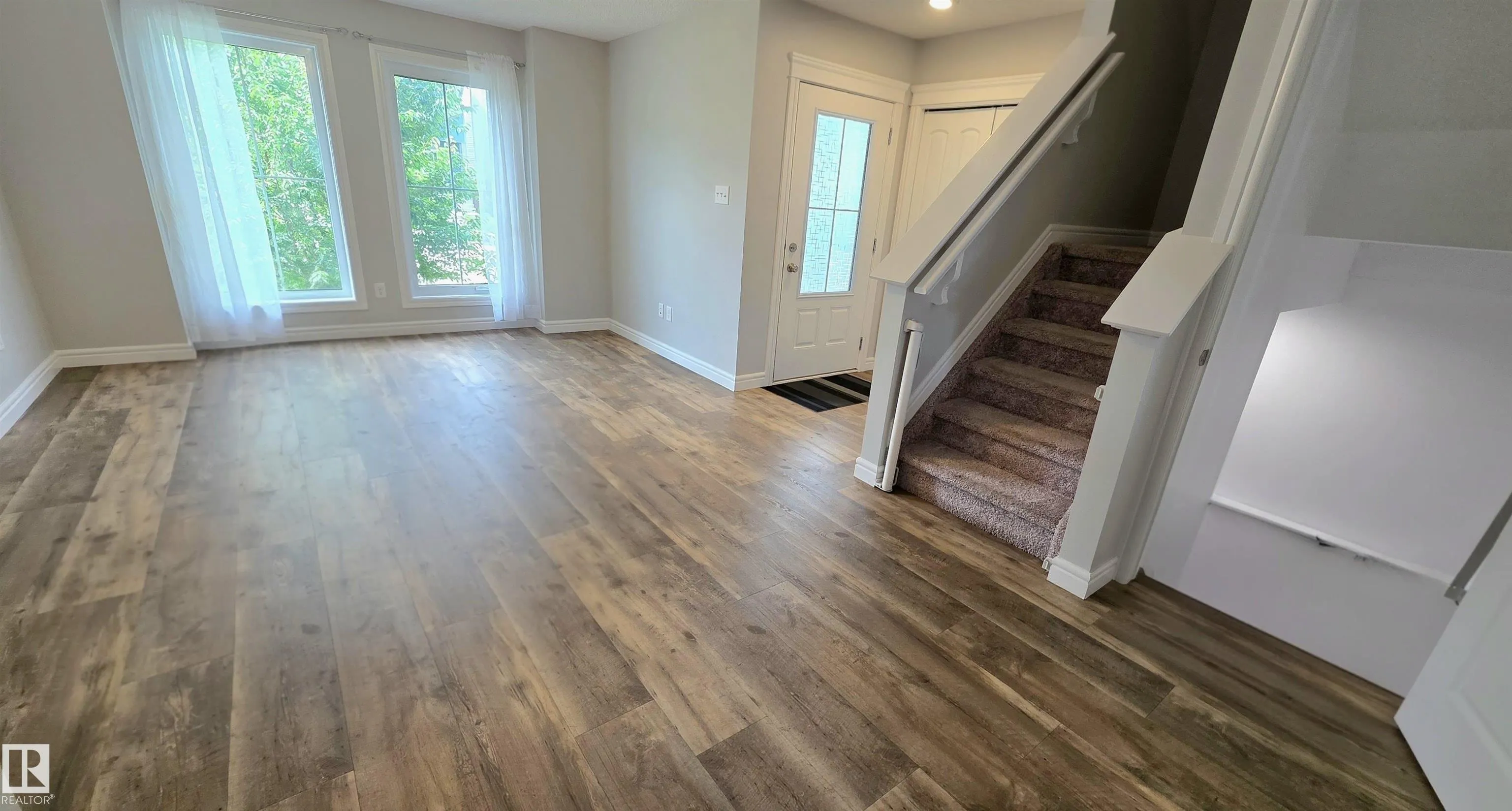 803 Secord Boulevard