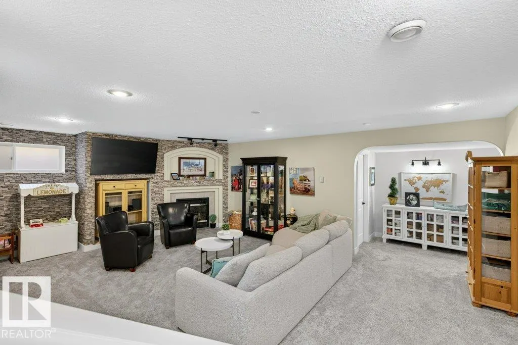 41 North Ridge Drive