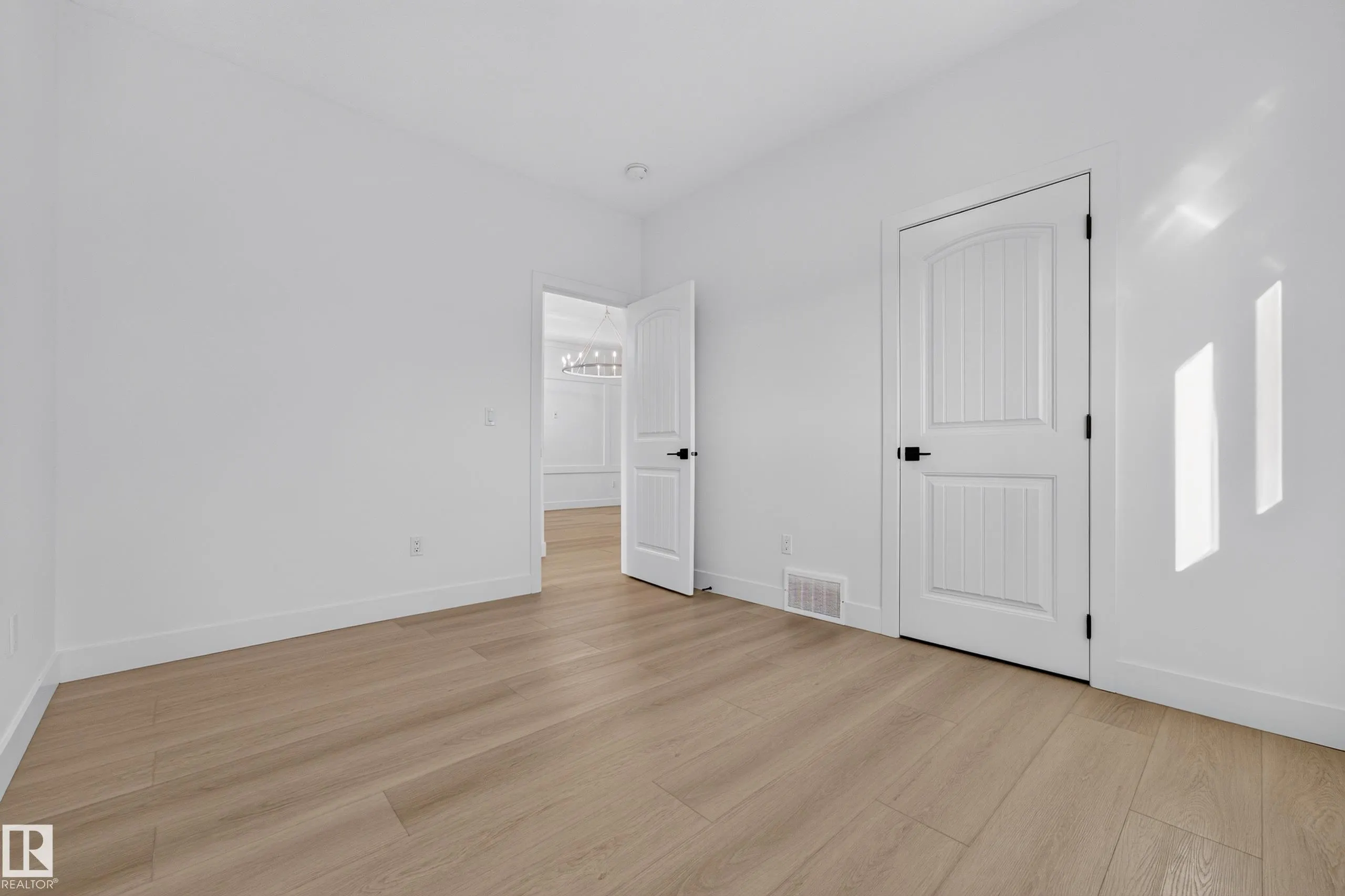 11010 174A Avenue