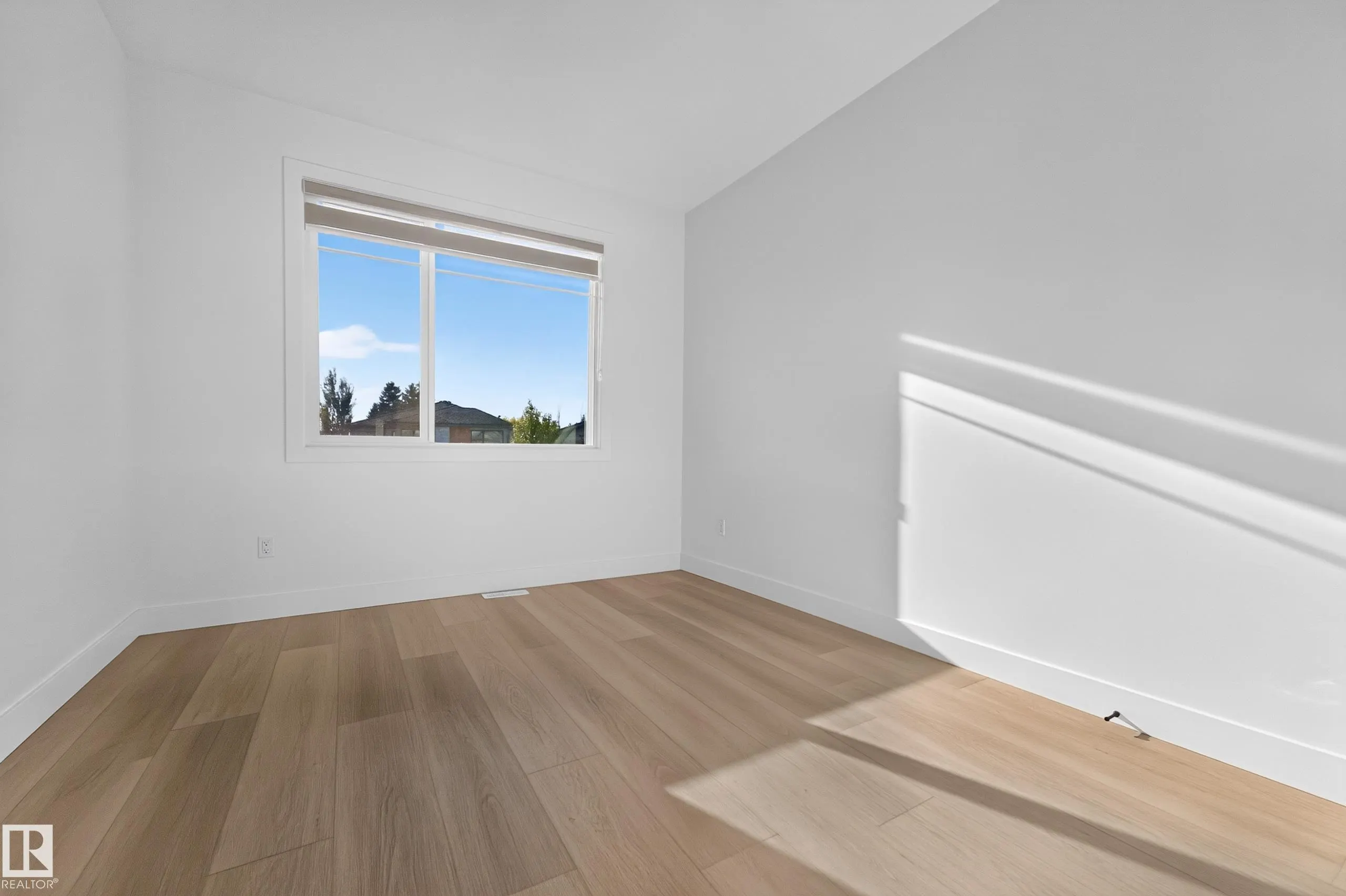 11010 174A Avenue