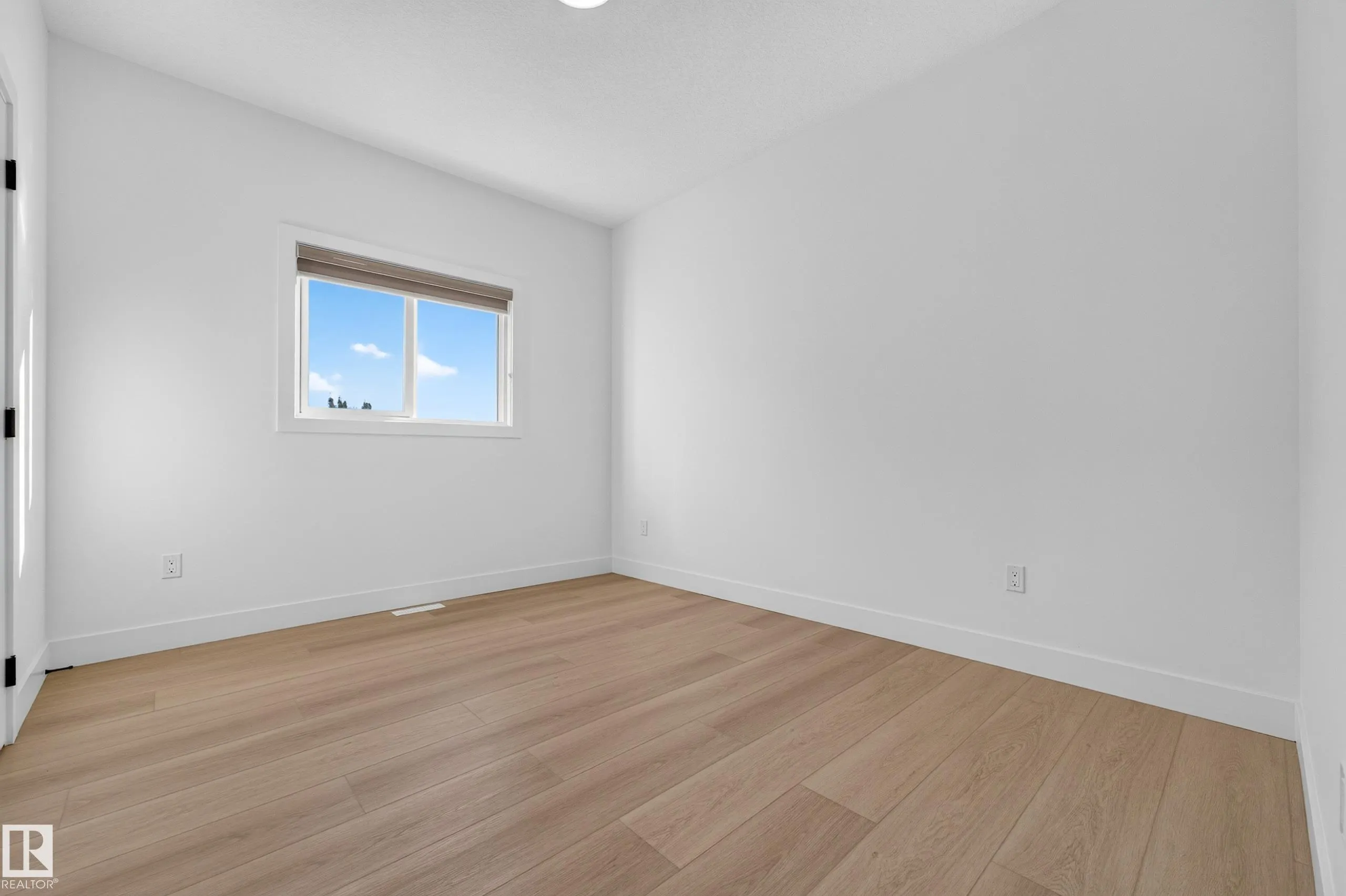 11010 174A Avenue