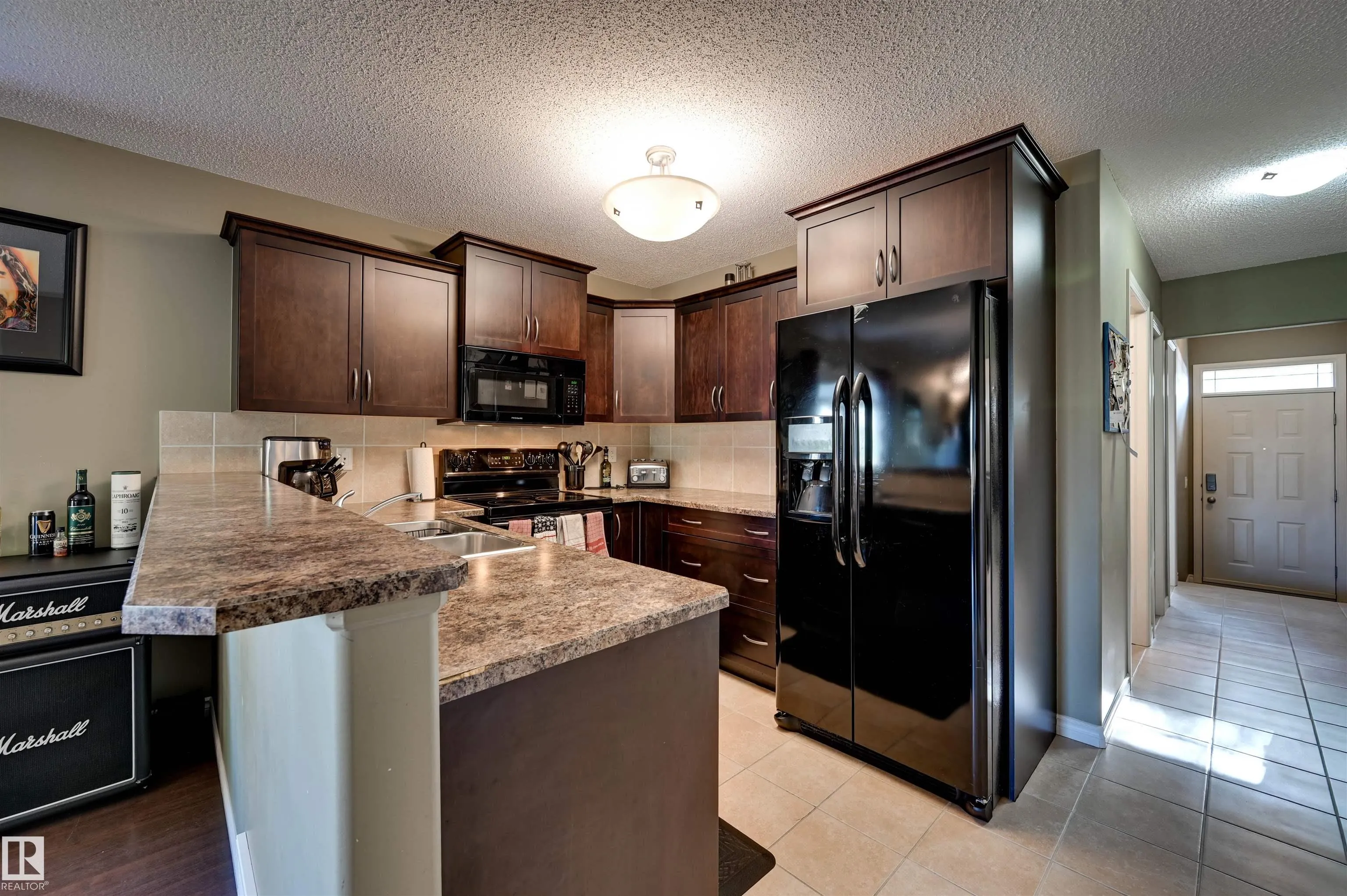 10 WOODCREST Lane